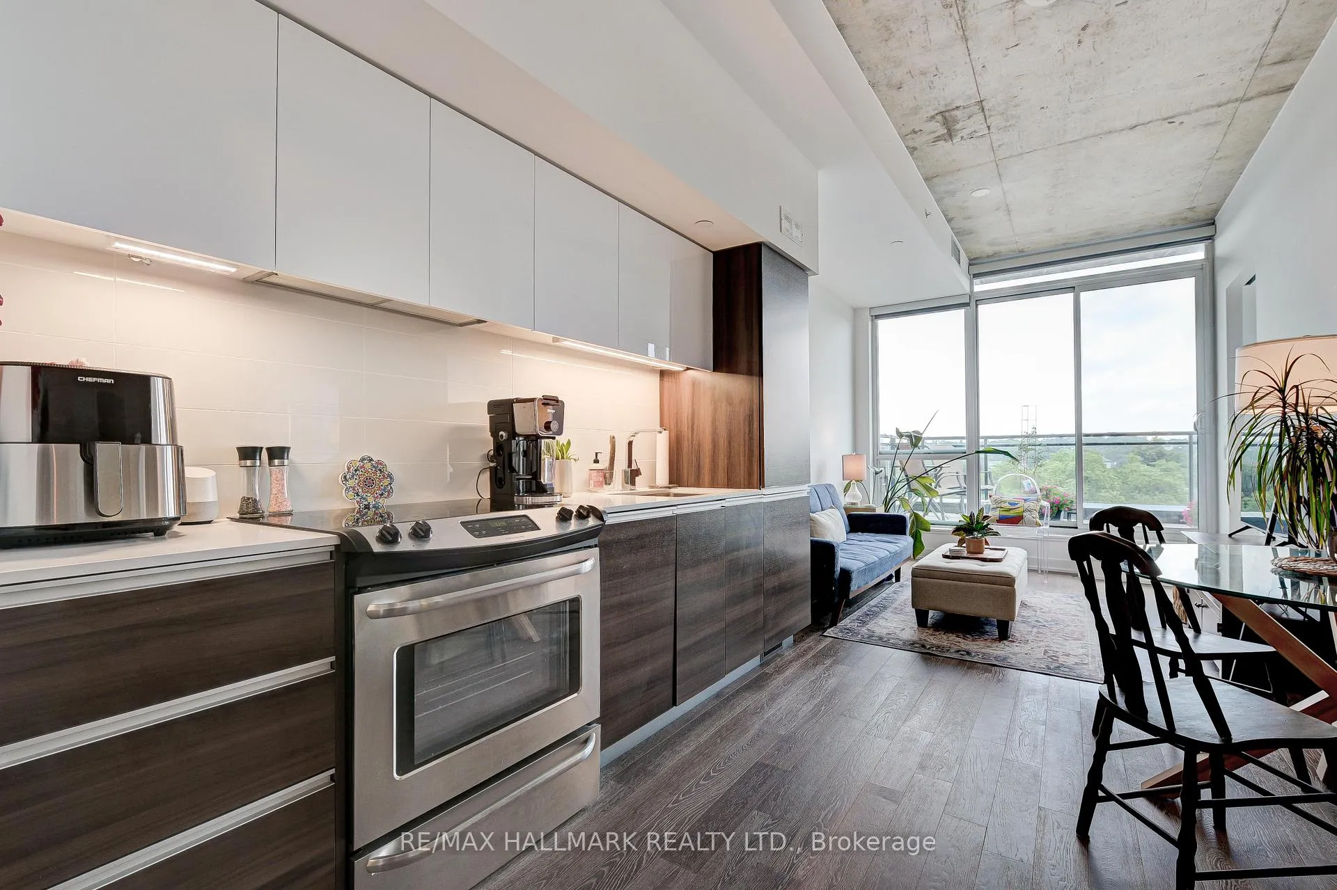 Photo 13 of Unit 813, 1238 Dundas Street E, Toronto, South Riverdale — HOMEH