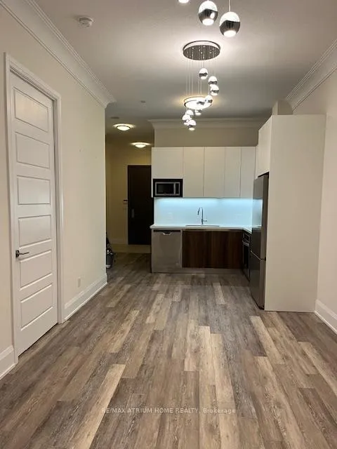 Photo 4 of Unit 105, 15 Water Walk Drive, Markham, Unionville — HOMEH