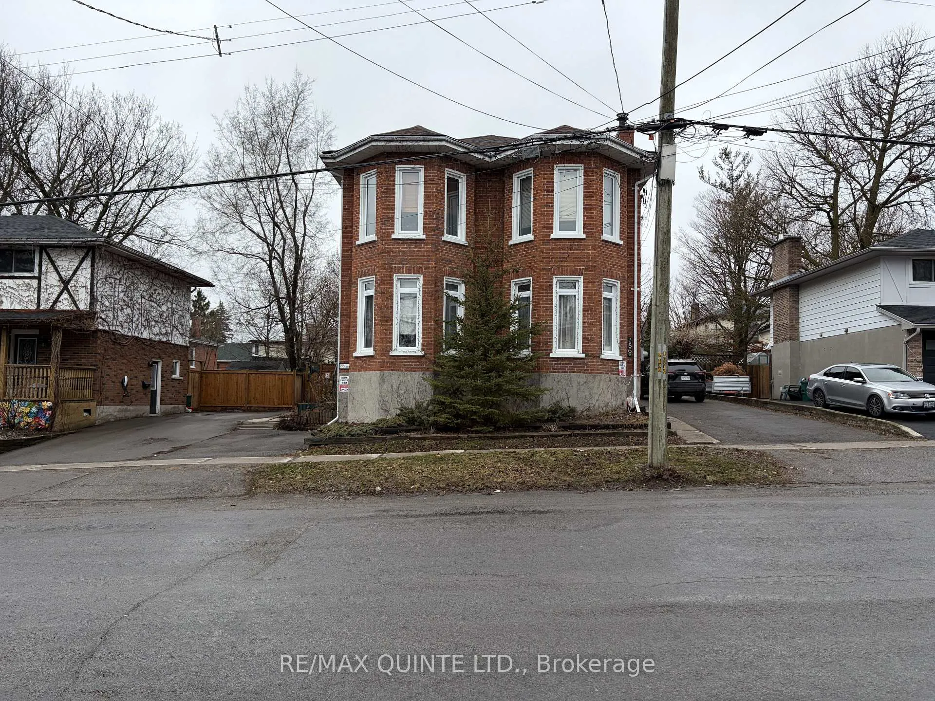 Photo 1 of Unit B, 186 Albert Street, Belleville, Belleville Ward — HOMEH