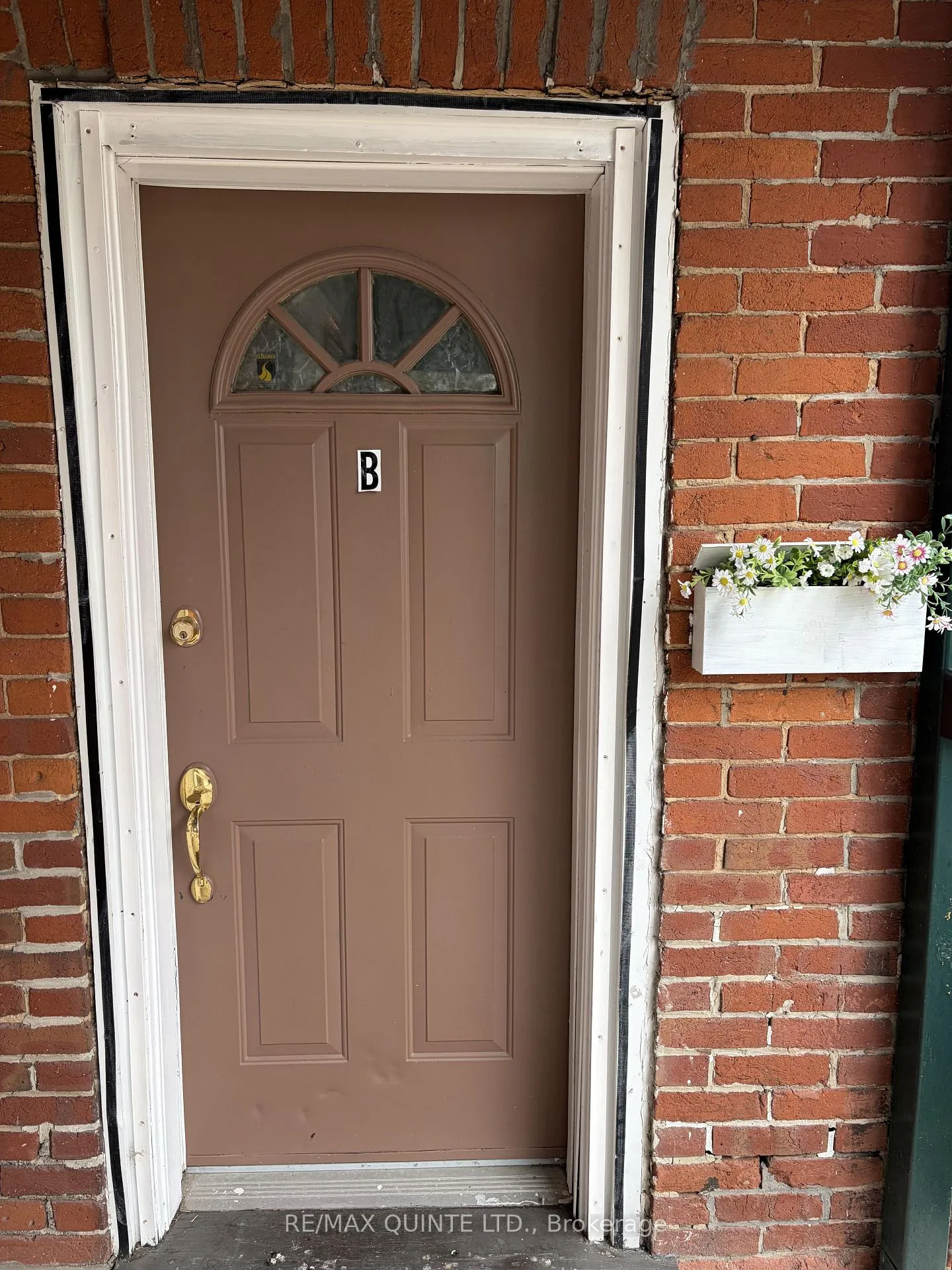 Photo 6 of Unit B, 186 Albert Street, Belleville, Belleville Ward — HOMEH