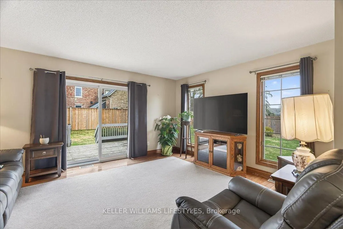 Photo 11 of 20 Treadwell Street, Aylmer — HOMEH