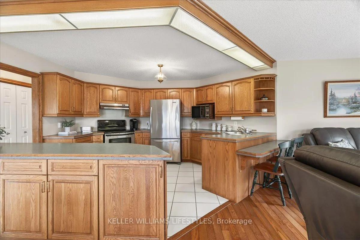 Photo 13 of 20 Treadwell Street, Aylmer — HOMEH