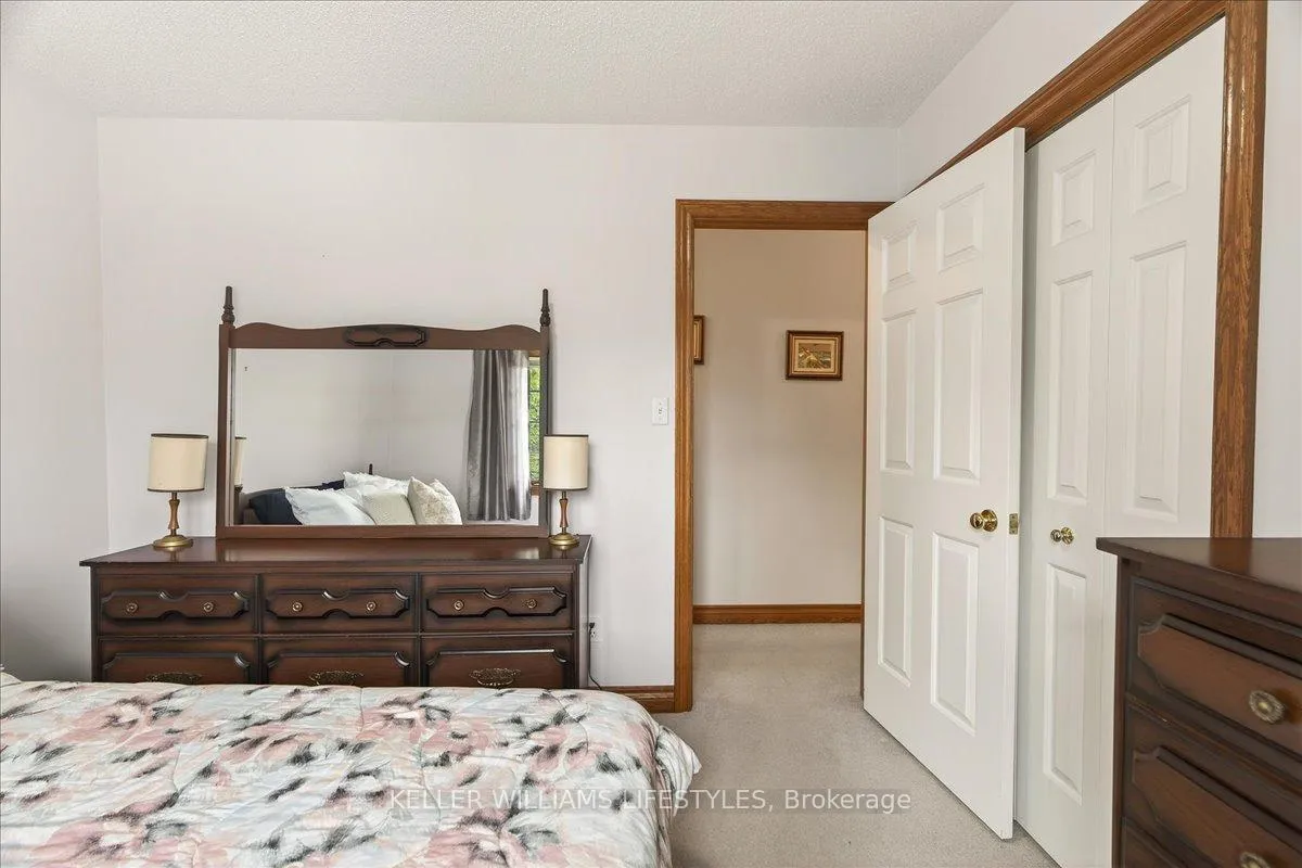 Photo 24 of 20 Treadwell Street, Aylmer — HOMEH