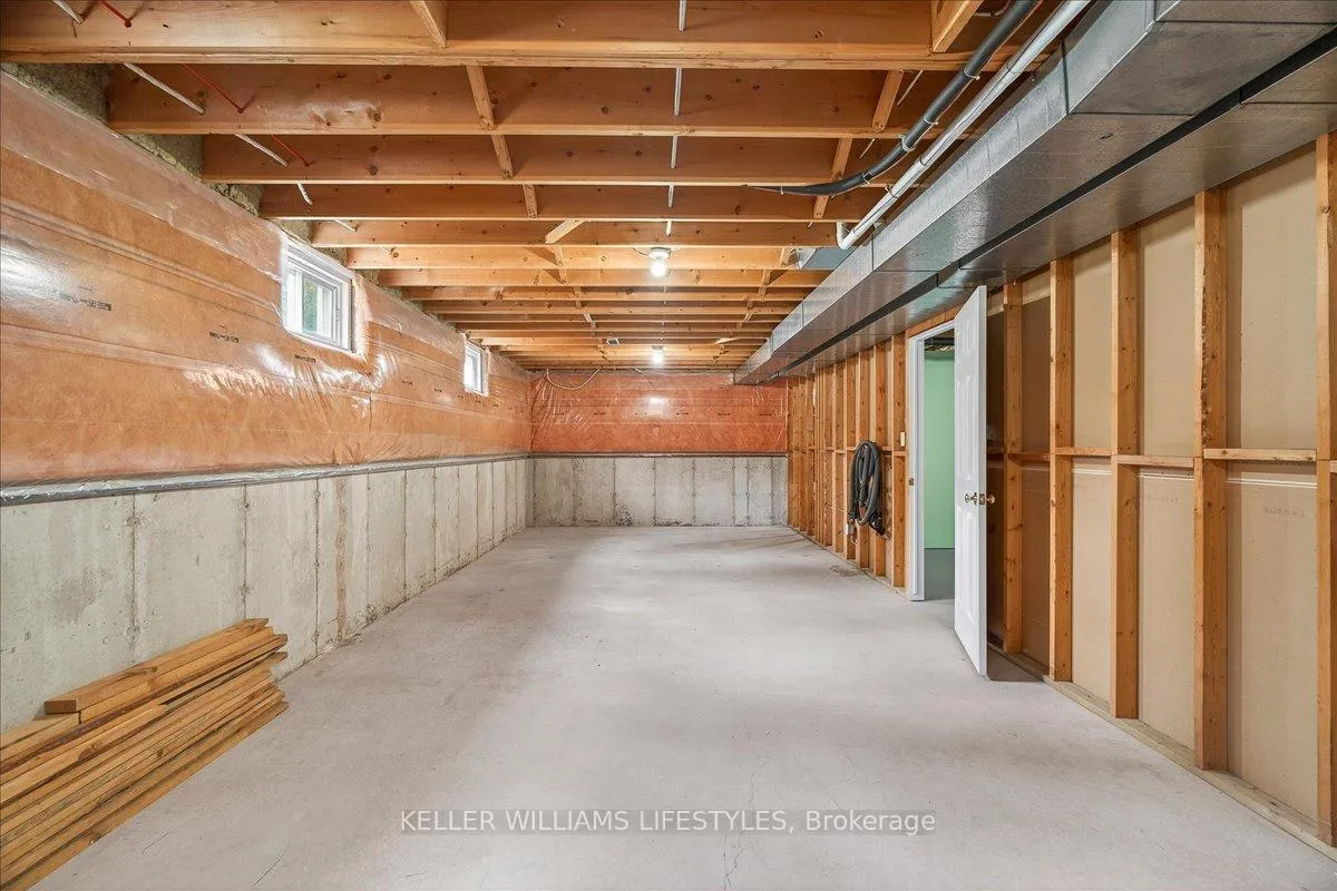 Photo 32 of 20 Treadwell Street, Aylmer — HOMEH