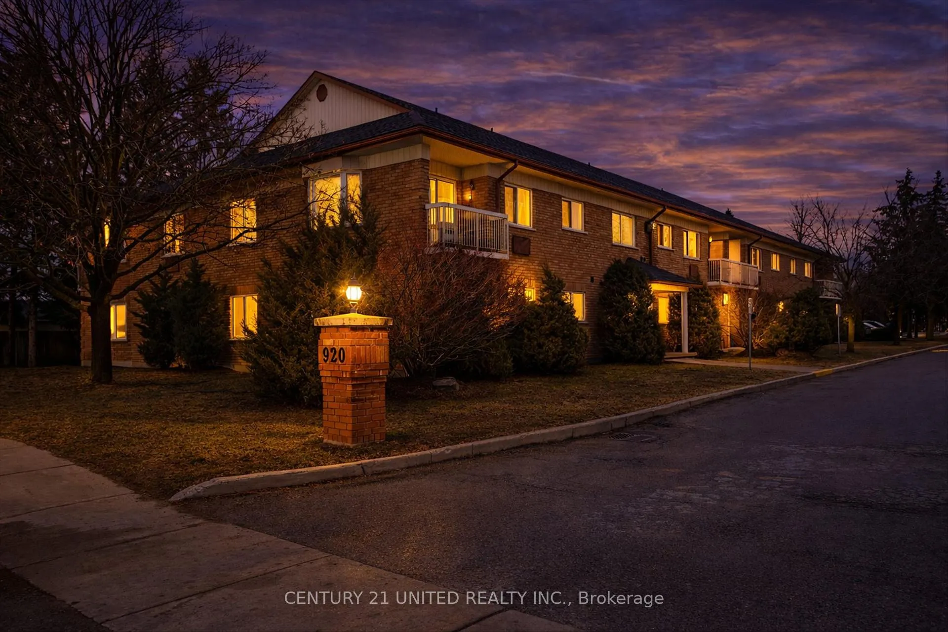 Photo 2 of Unit 206, 920 Ford Street, Peterborough, Otonabee Ward 1 — HOMEH