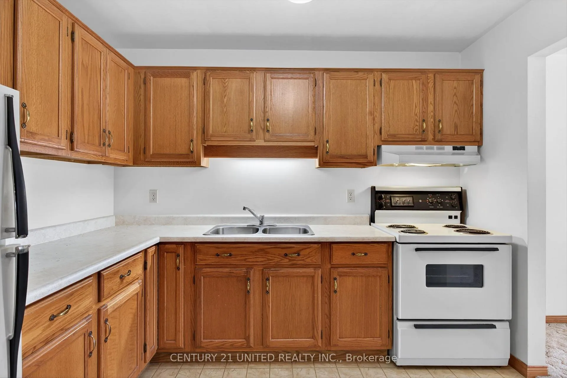 Photo 7 of Unit 206, 920 Ford Street, Peterborough, Otonabee Ward 1 — HOMEH