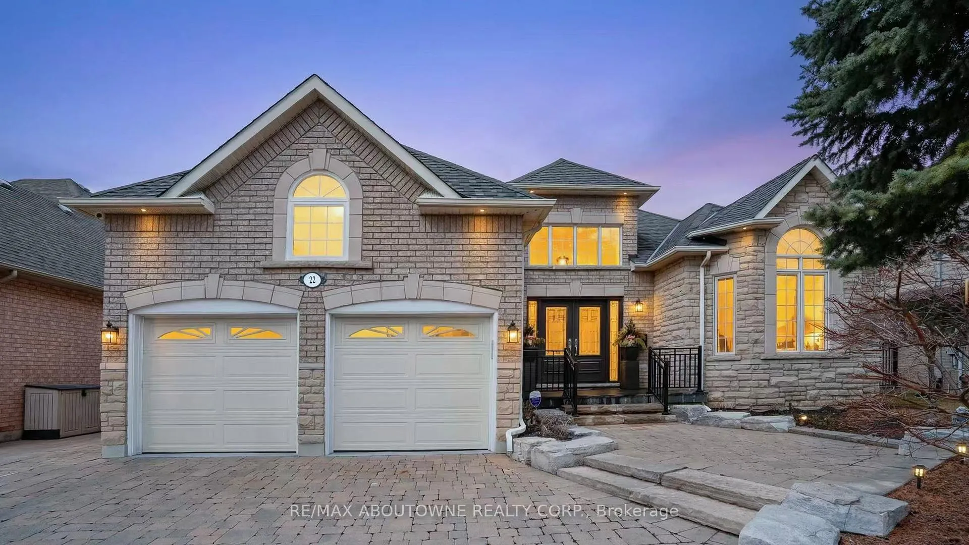 Photo 1 of 22 Siderno Crescent, Vaughan, East Woodbridge — HOMEH