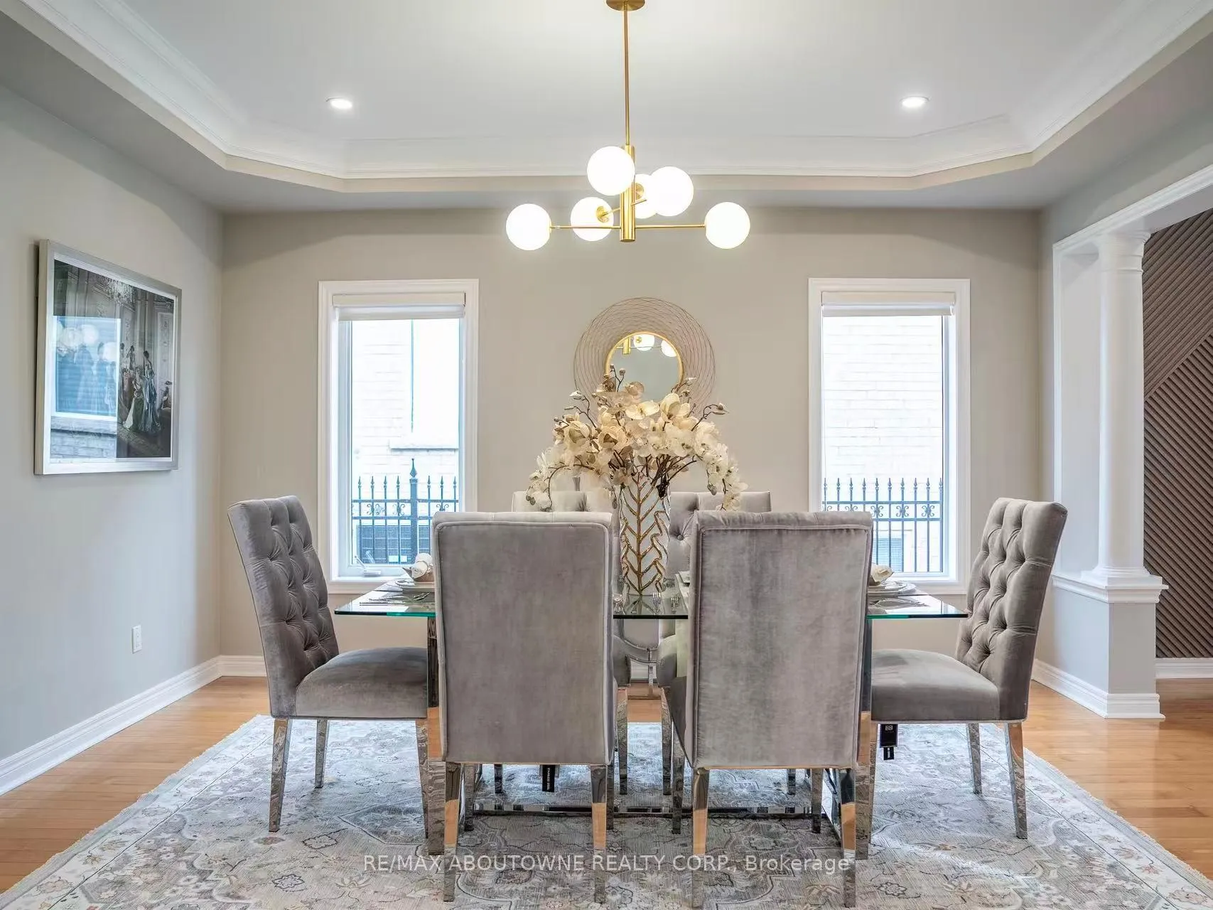 Photo 9 of 22 Siderno Crescent, Vaughan, East Woodbridge — HOMEH