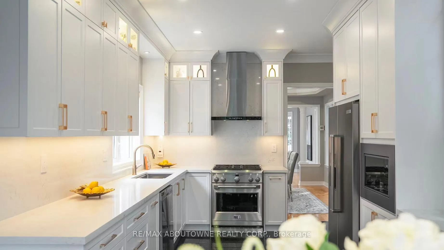 Photo 15 of 22 Siderno Crescent, Vaughan, East Woodbridge — HOMEH