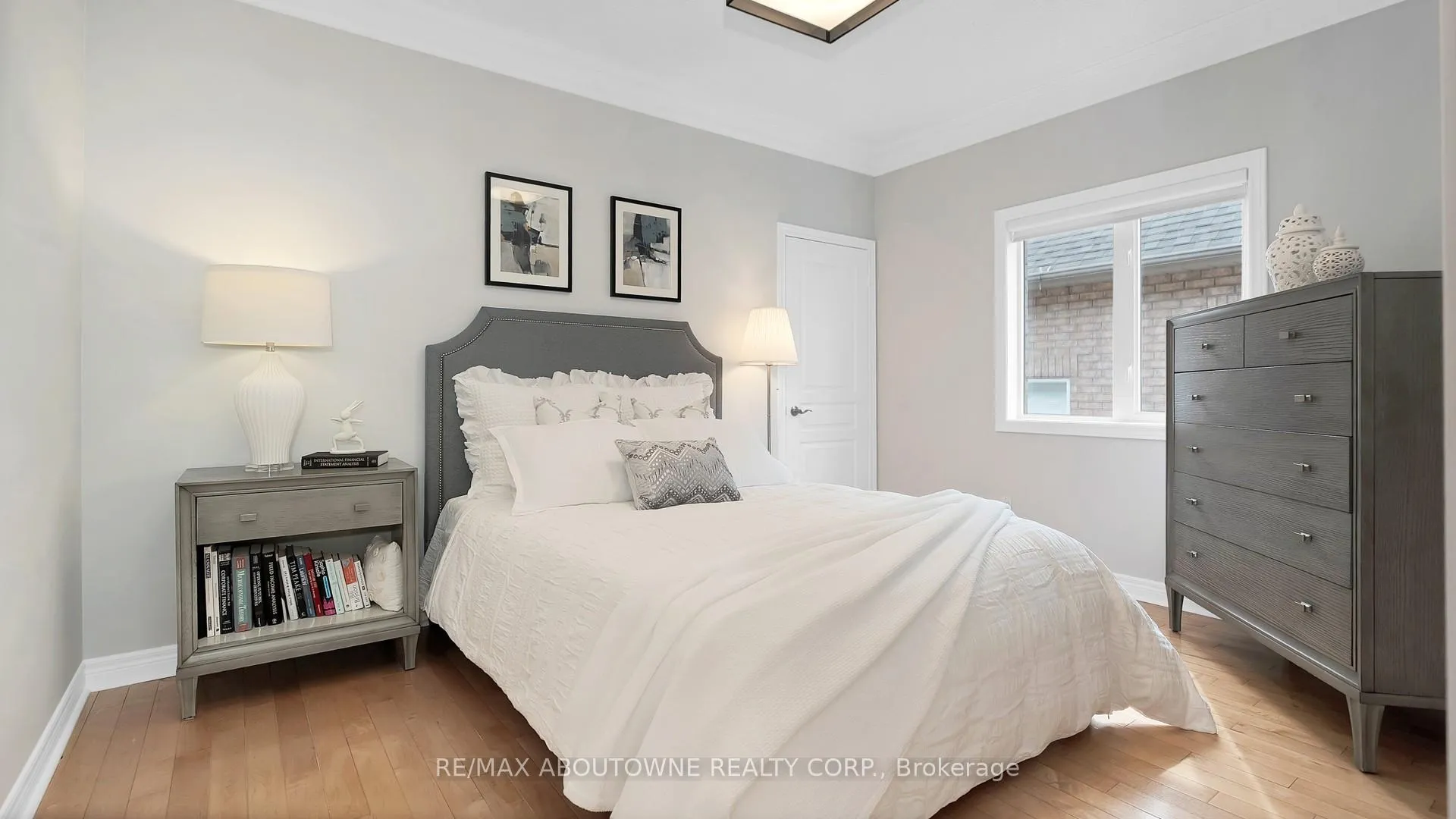 Photo 25 of 22 Siderno Crescent, Vaughan, East Woodbridge — HOMEH
