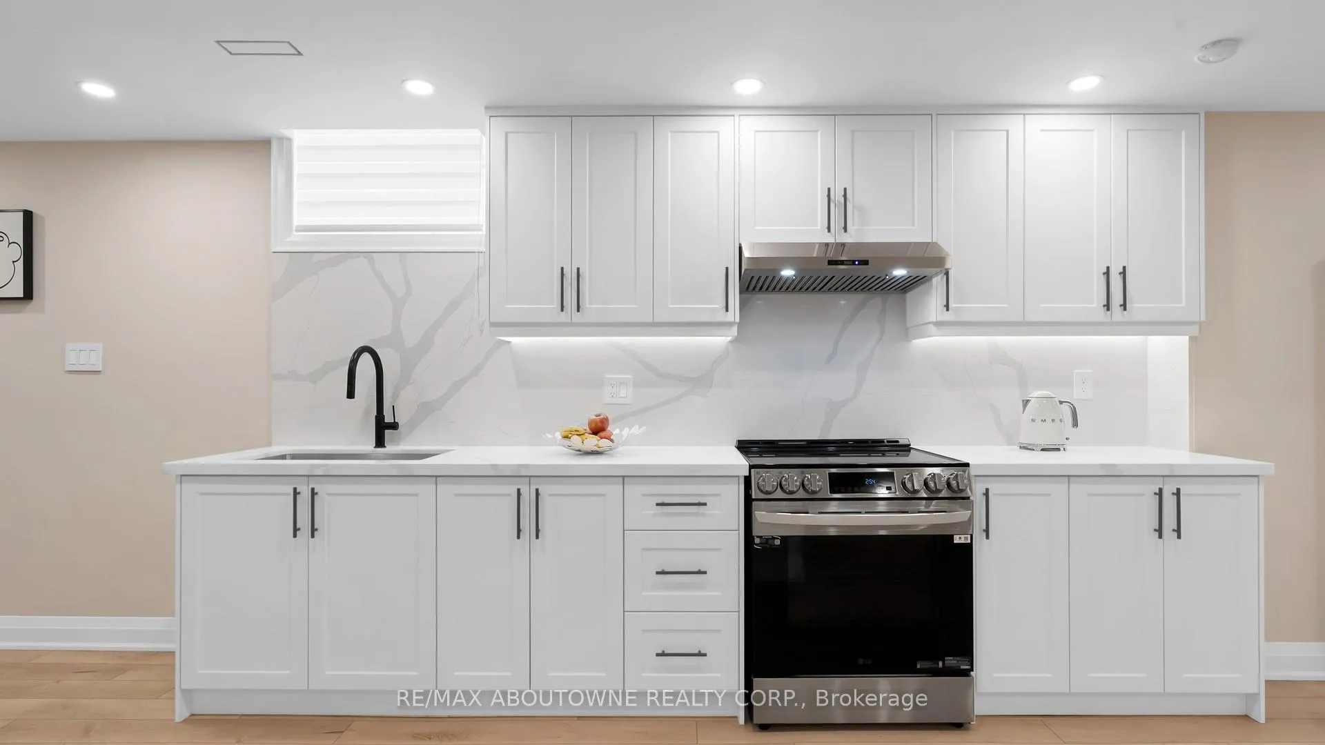 Photo 31 of 22 Siderno Crescent, Vaughan, East Woodbridge — HOMEH