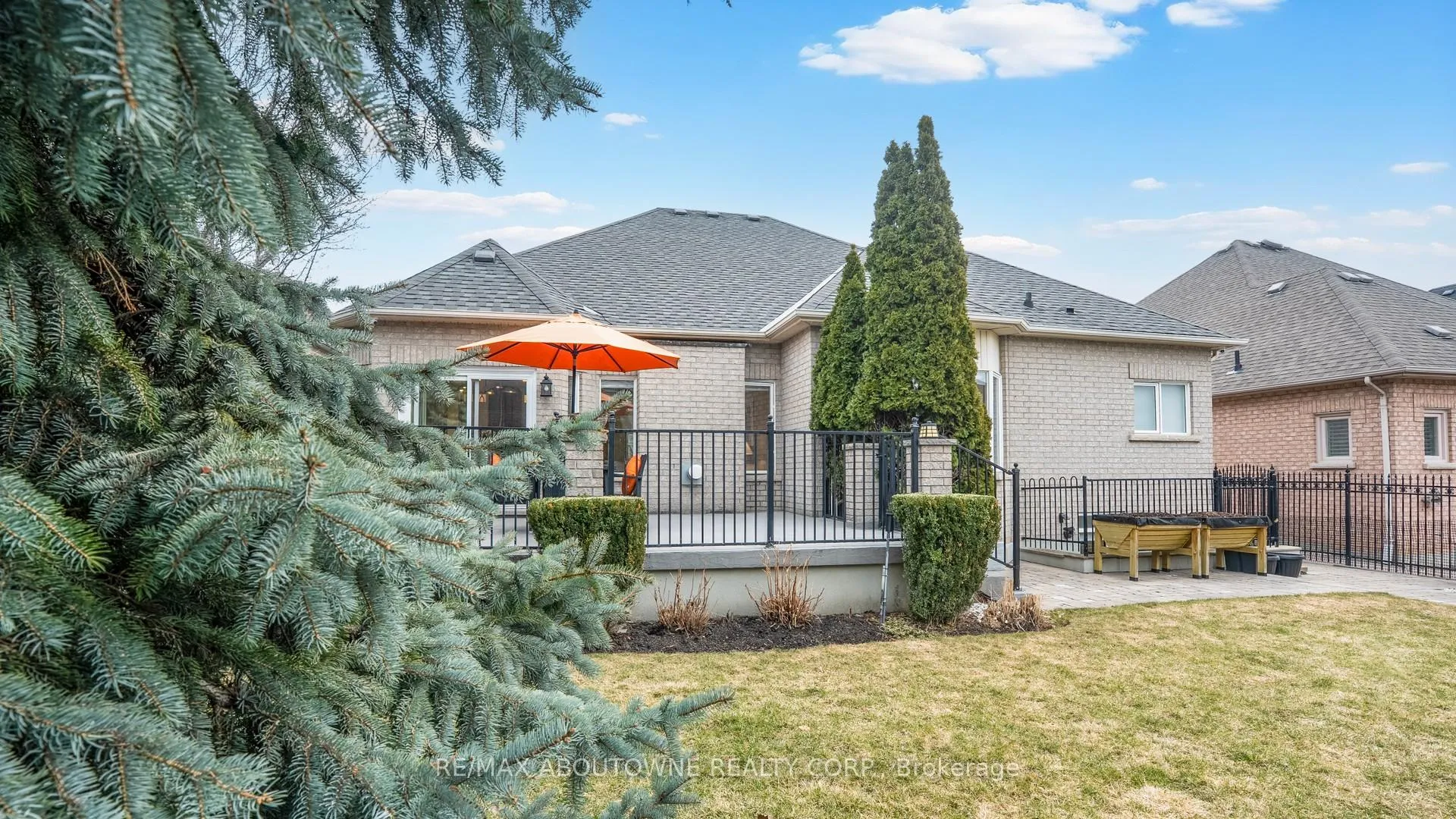 Photo 43 of 22 Siderno Crescent, Vaughan, East Woodbridge — HOMEH