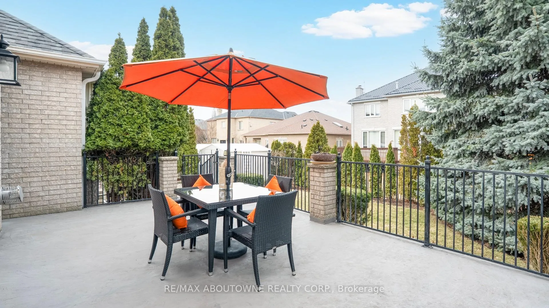 Photo 44 of 22 Siderno Crescent, Vaughan, East Woodbridge — HOMEH
