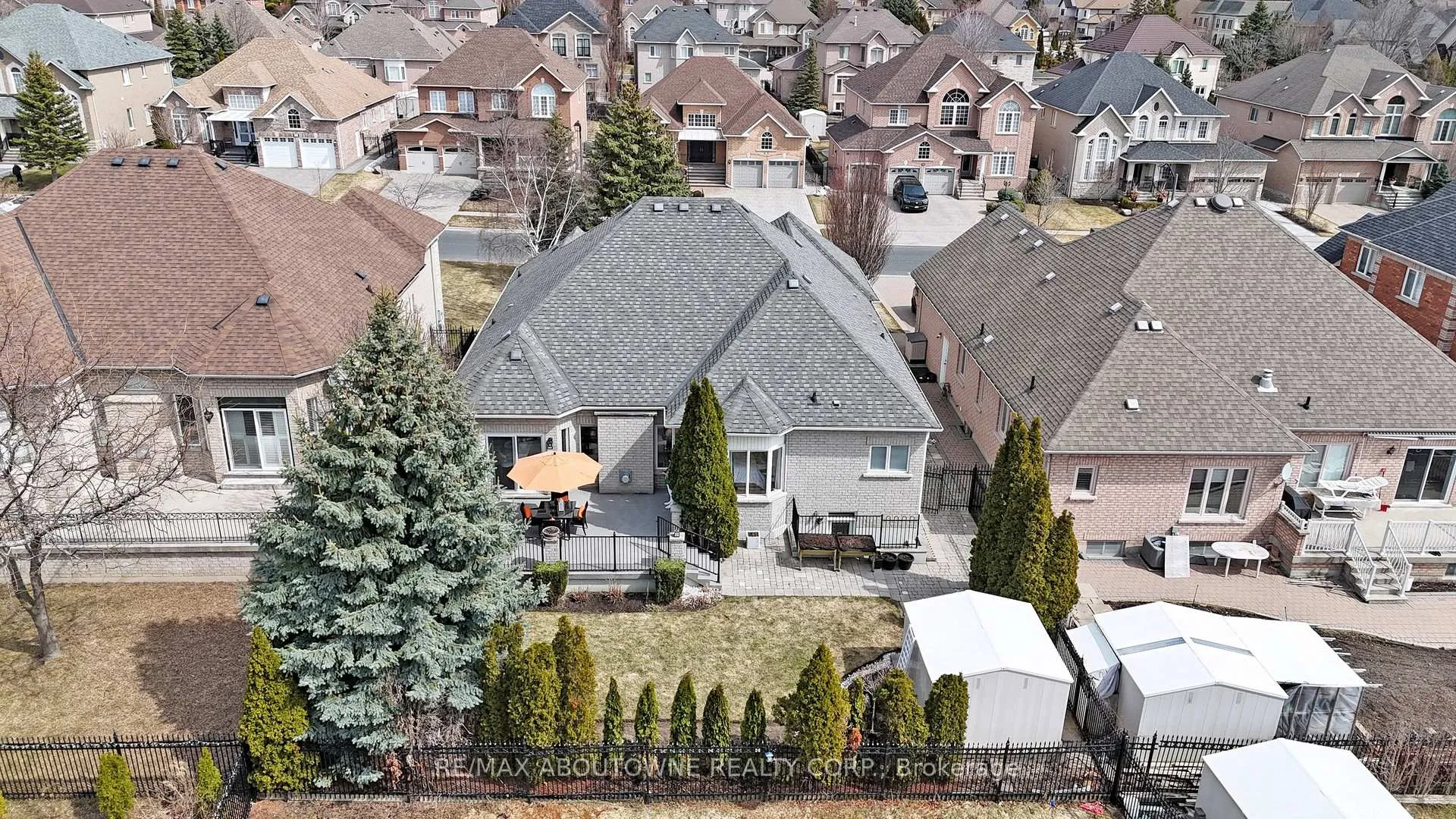 Photo 45 of 22 Siderno Crescent, Vaughan, East Woodbridge — HOMEH