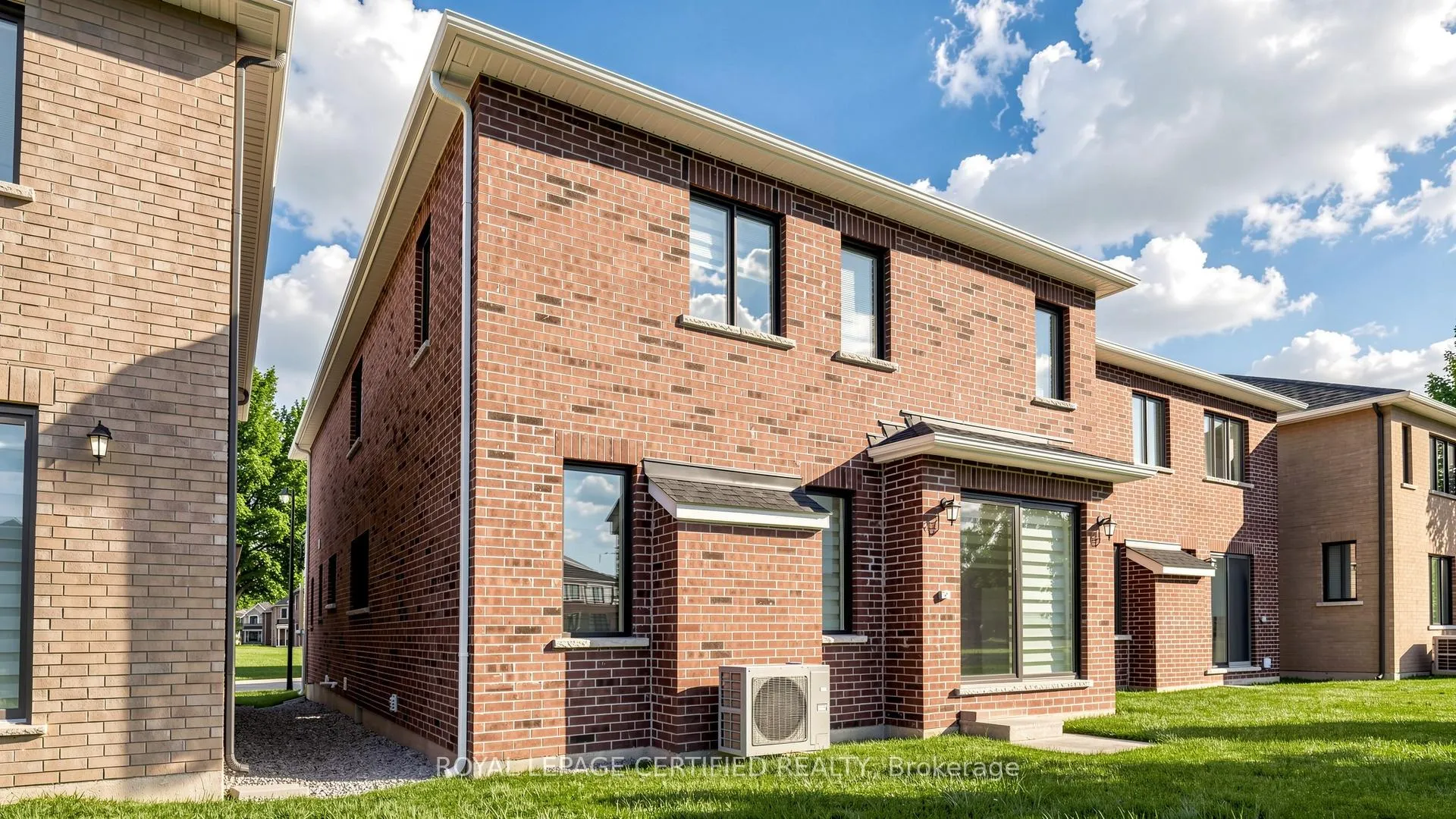 Photo 30 of 361 Marigold Crescent, Milton, Walker — HOMEH