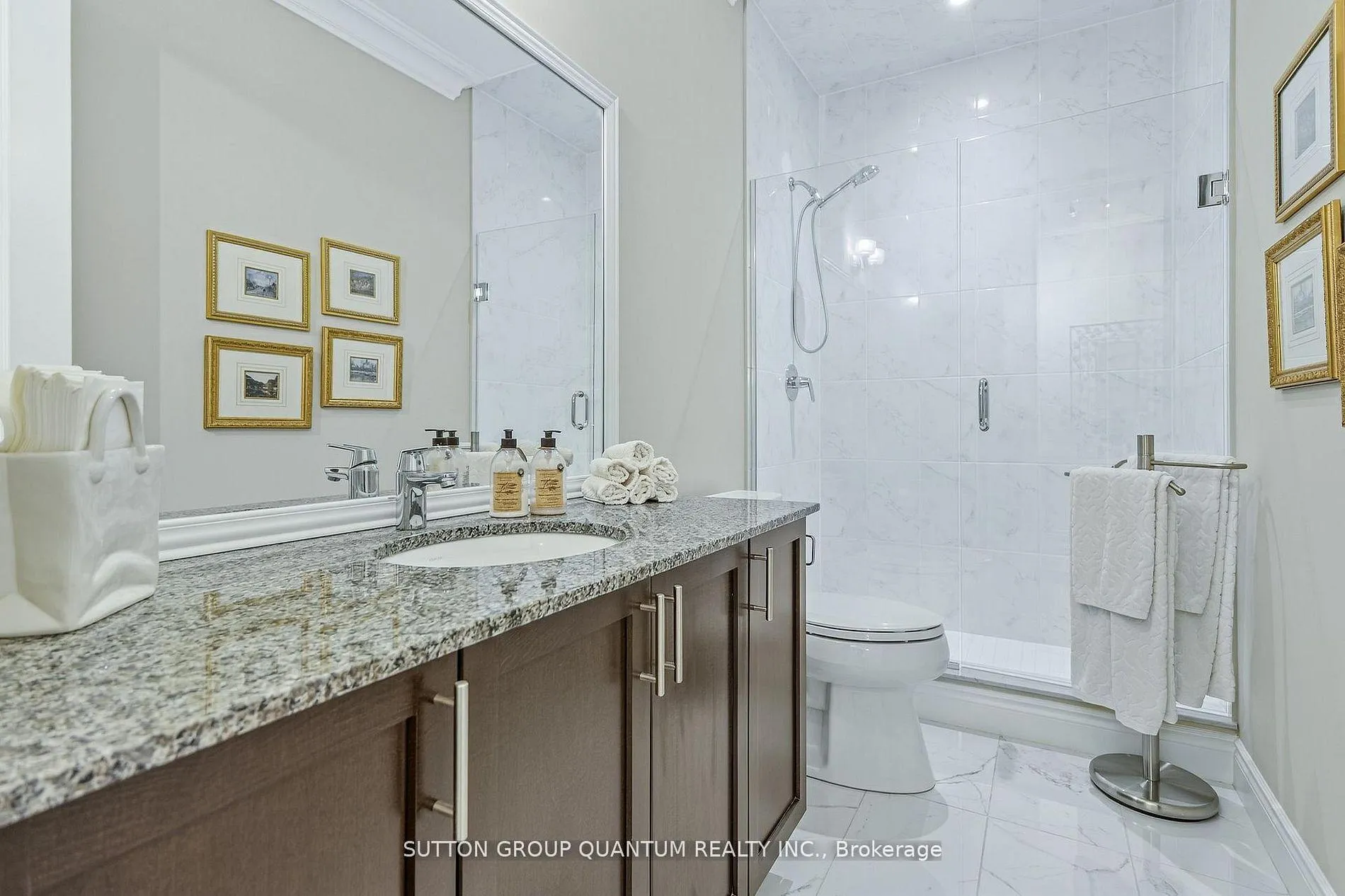 Photo 5 of Unit 606, 90 Orchard Point Road, Orillia — HOMEH