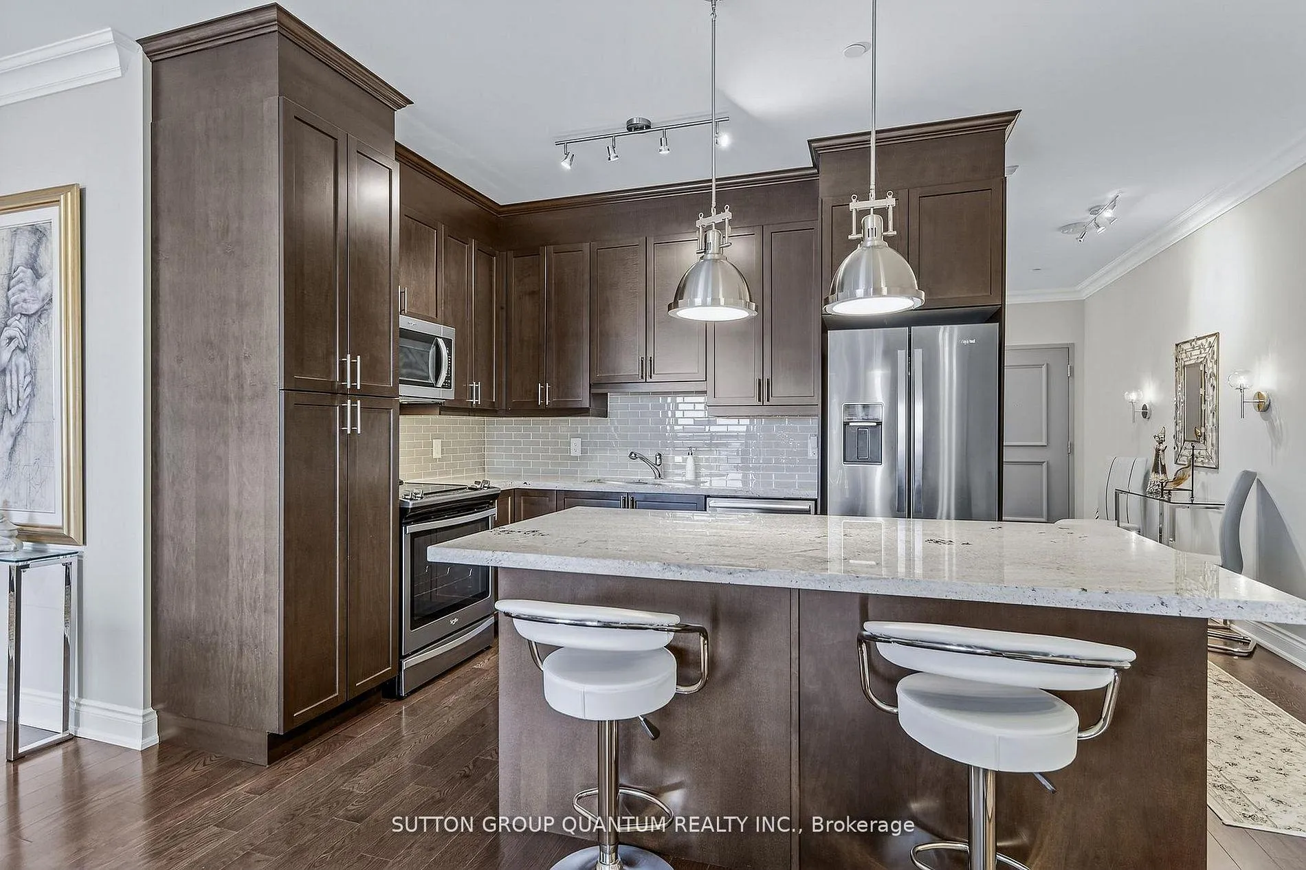 Photo 8 of Unit 606, 90 Orchard Point Road, Orillia — HOMEH