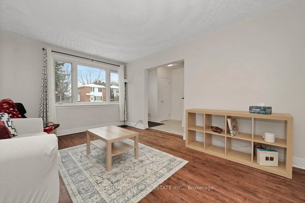 Photo 7 of 2433 Clementine Boulevard, Ottawa, Heron Park — HOMEH