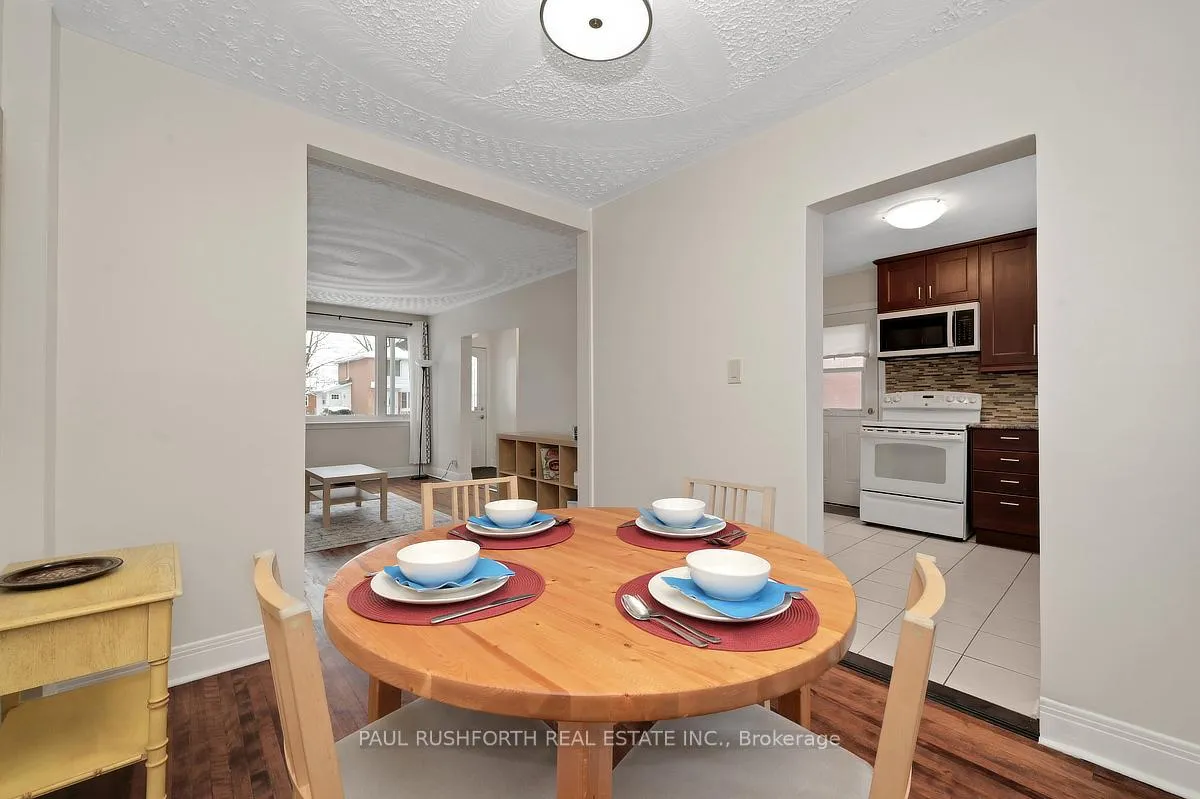 Photo 13 of 2433 Clementine Boulevard, Ottawa, Heron Park — HOMEH