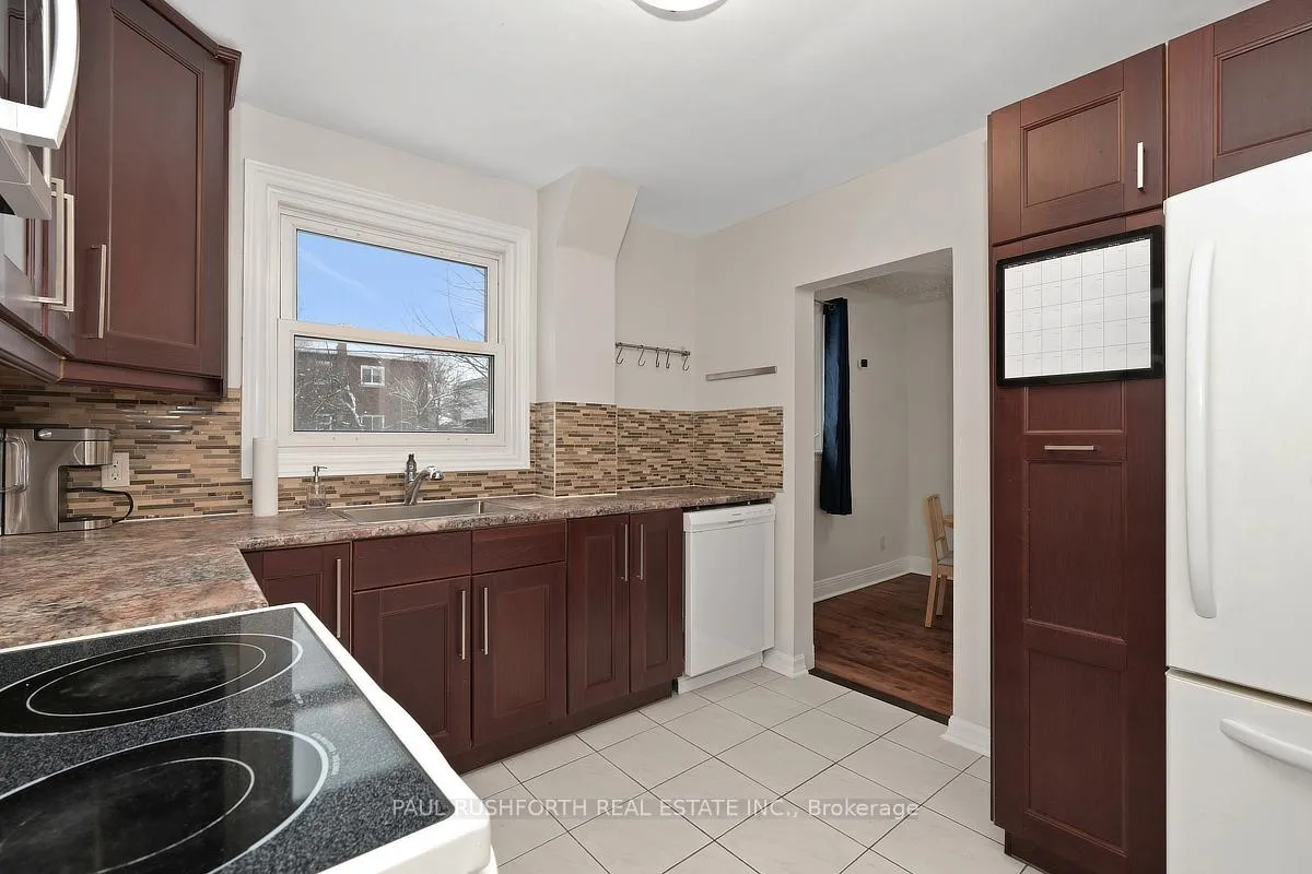 Photo 15 of 2433 Clementine Boulevard, Ottawa, Heron Park — HOMEH