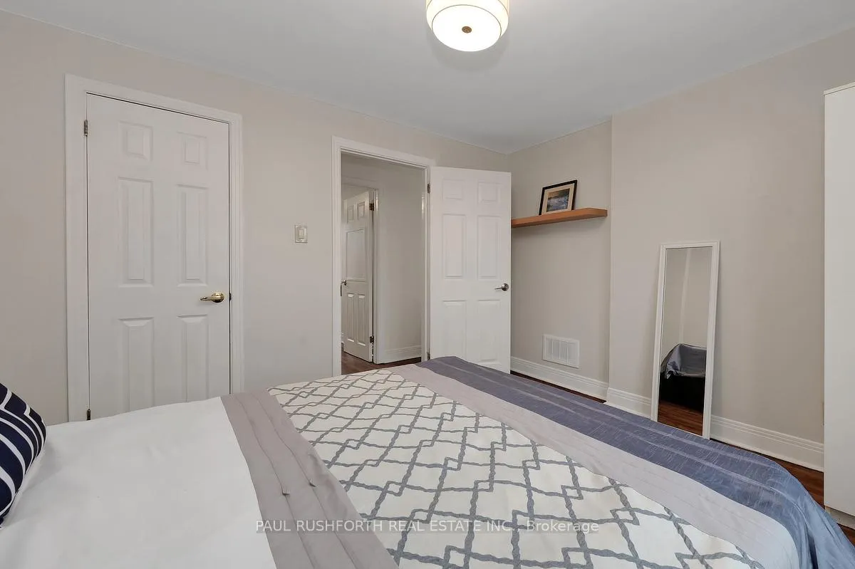 Photo 21 of 2433 Clementine Boulevard, Ottawa, Heron Park — HOMEH