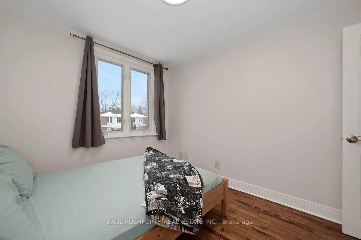 Photo 26 of 2433 Clementine Boulevard, Ottawa, Heron Park — HOMEH