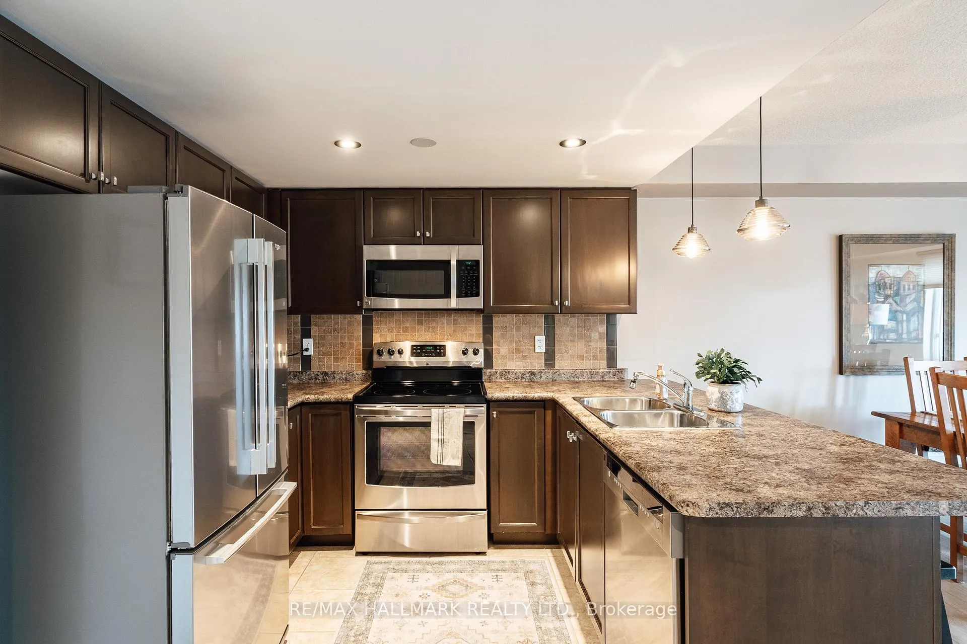 Photo 8 of Unit 408, 39 Goodwin Drive, Guelph, Pineridge/Westminster Woods — HOMEH