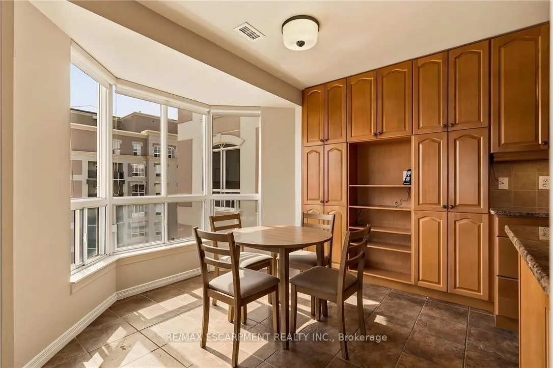 Photo 13 of Unit 703, 4000 Creekside Drive, Hamilton, Dundas — HOMEH