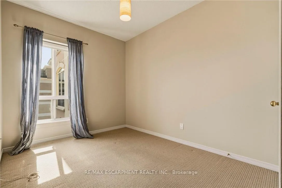 Photo 29 of Unit 703, 4000 Creekside Drive, Hamilton, Dundas — HOMEH