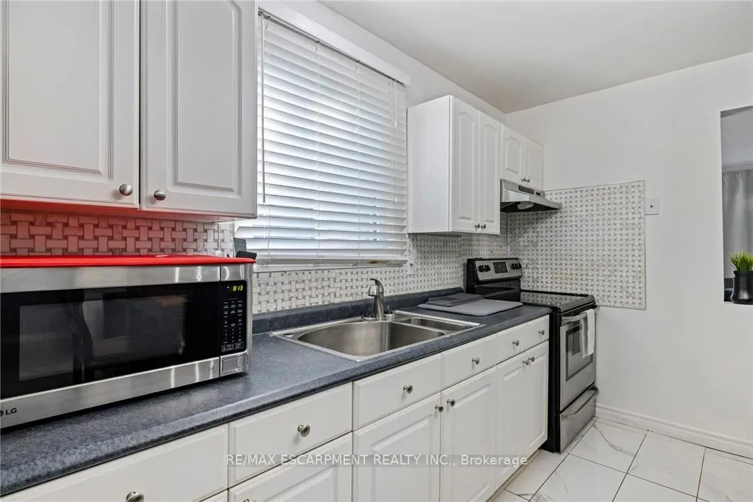 Photo 9 of 8 Gerrick Court, Hamilton, Gourley — HOMEH