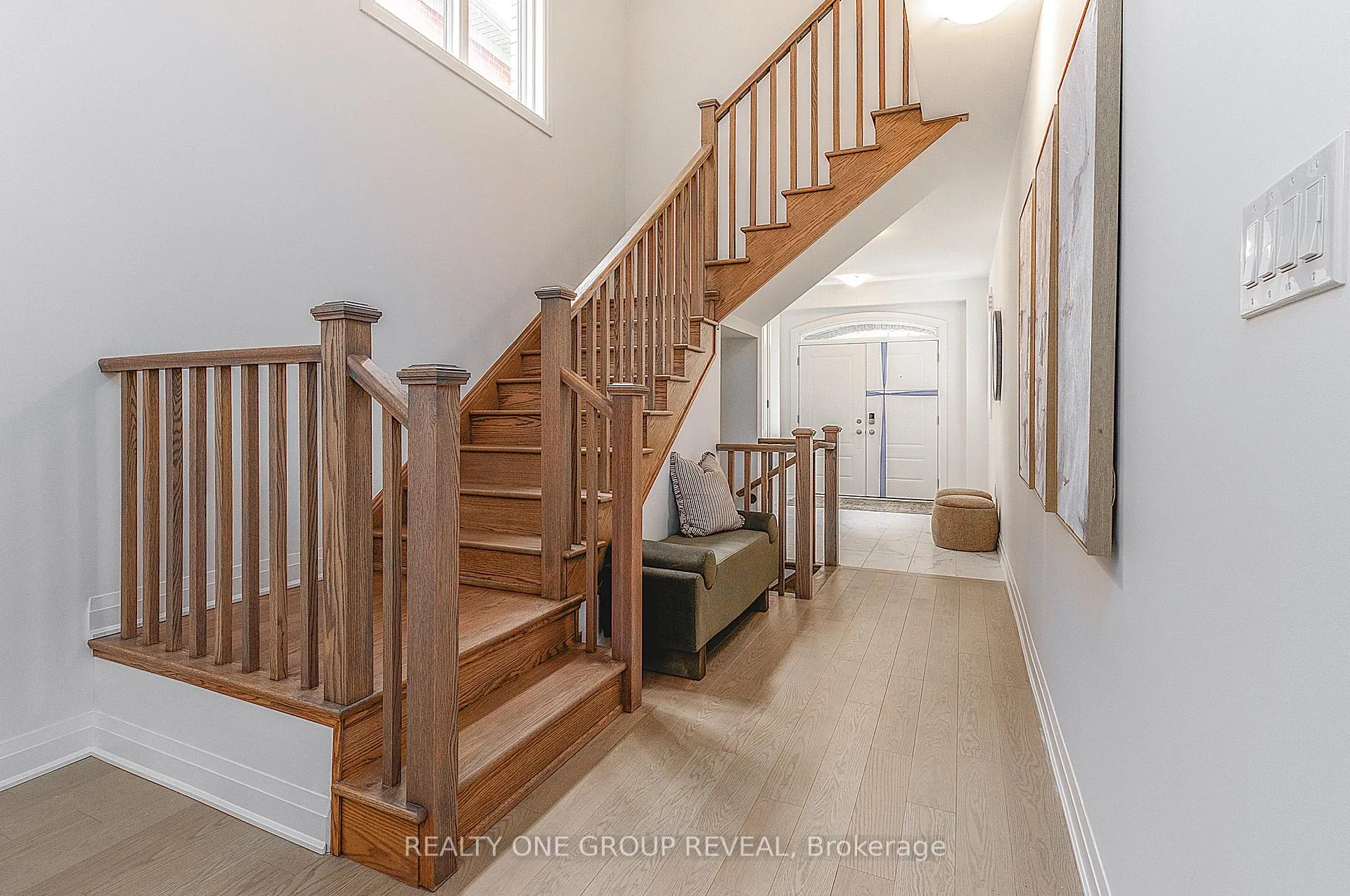 Photo 4 of 3376 Marchington Square, Pickering, Rural Pickering — HOMEH