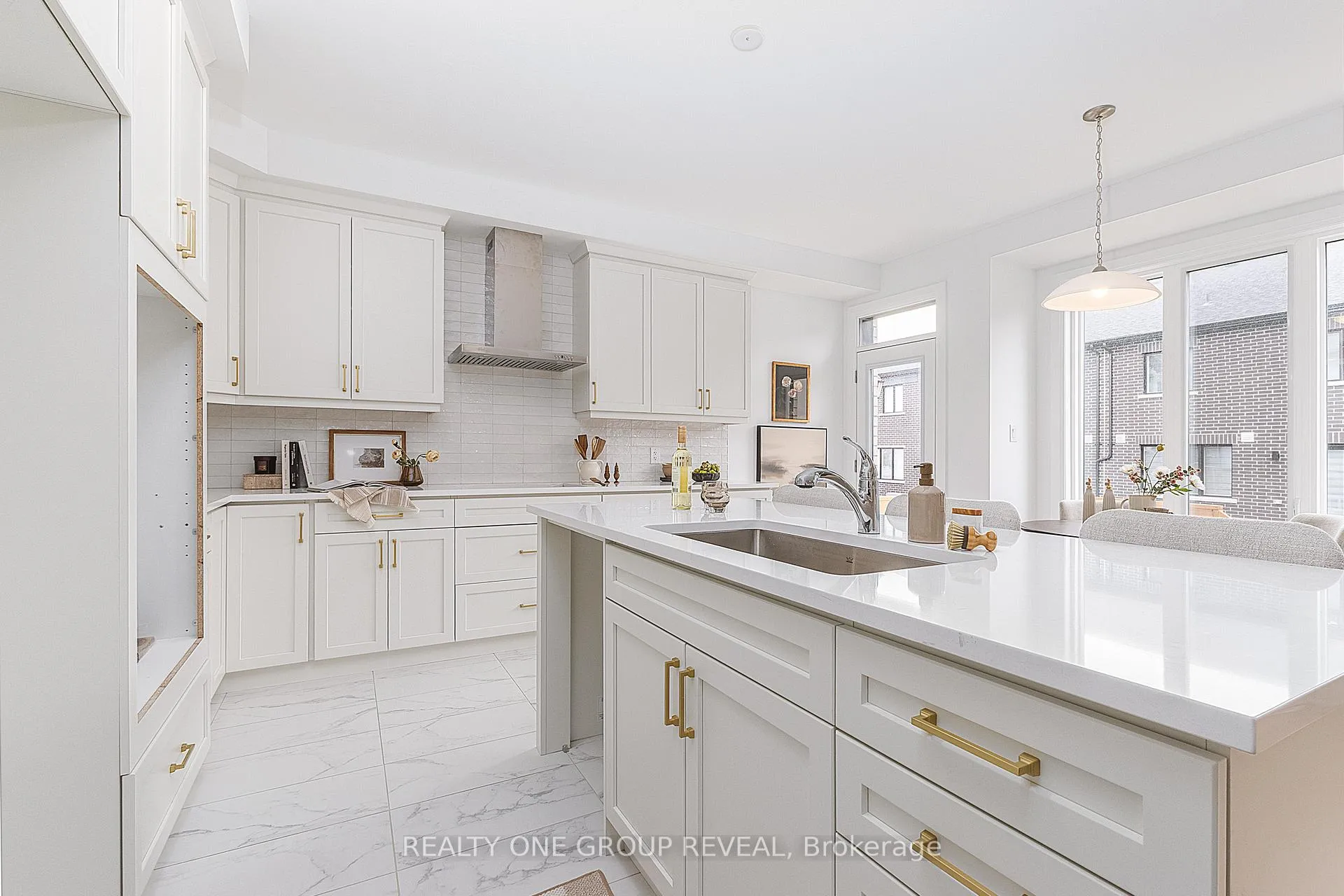 Photo 15 of 3376 Marchington Square, Pickering, Rural Pickering — HOMEH