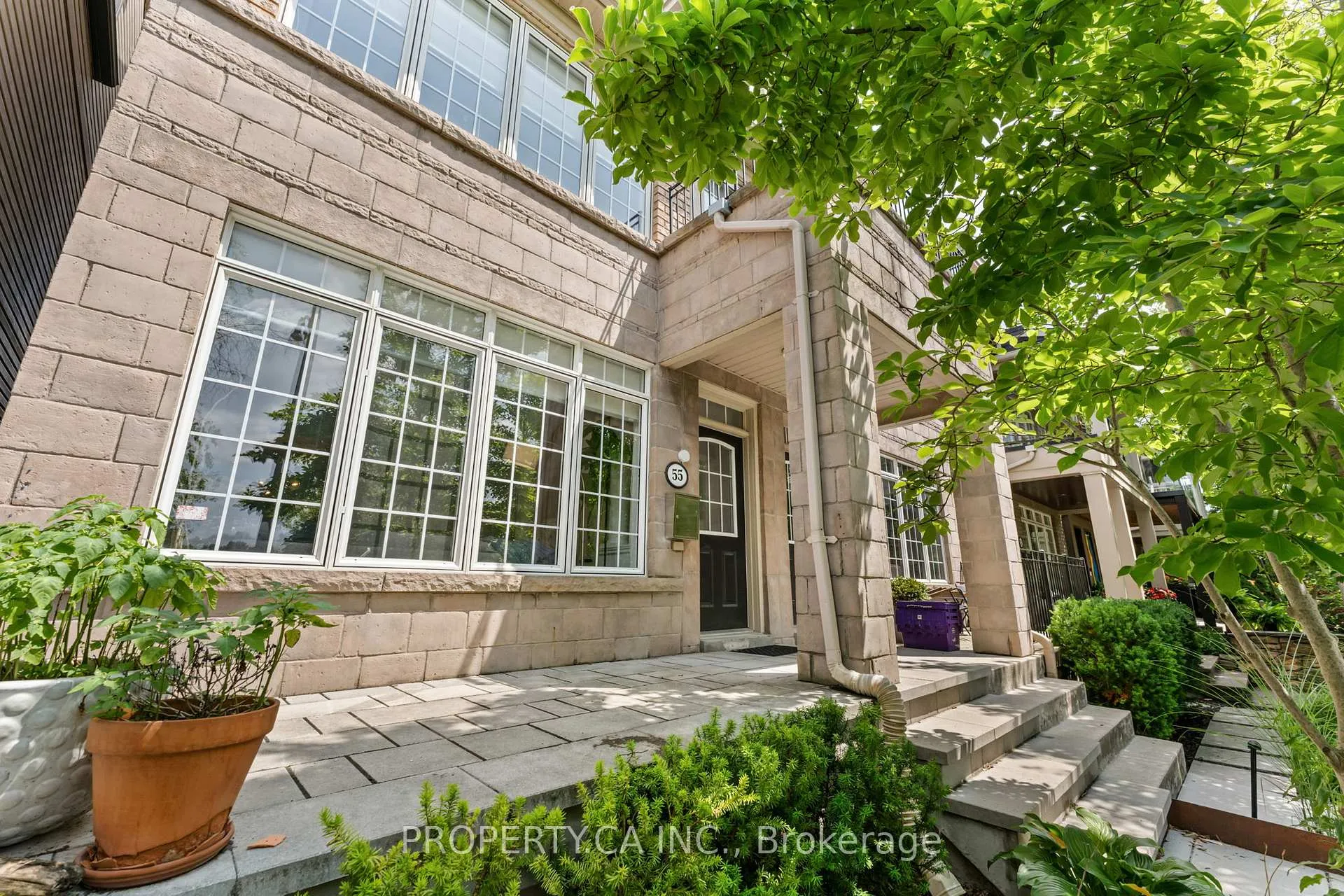 Photo 37 of 55 Northern Dancer Boulevard, Toronto, The Beaches — HOMEH