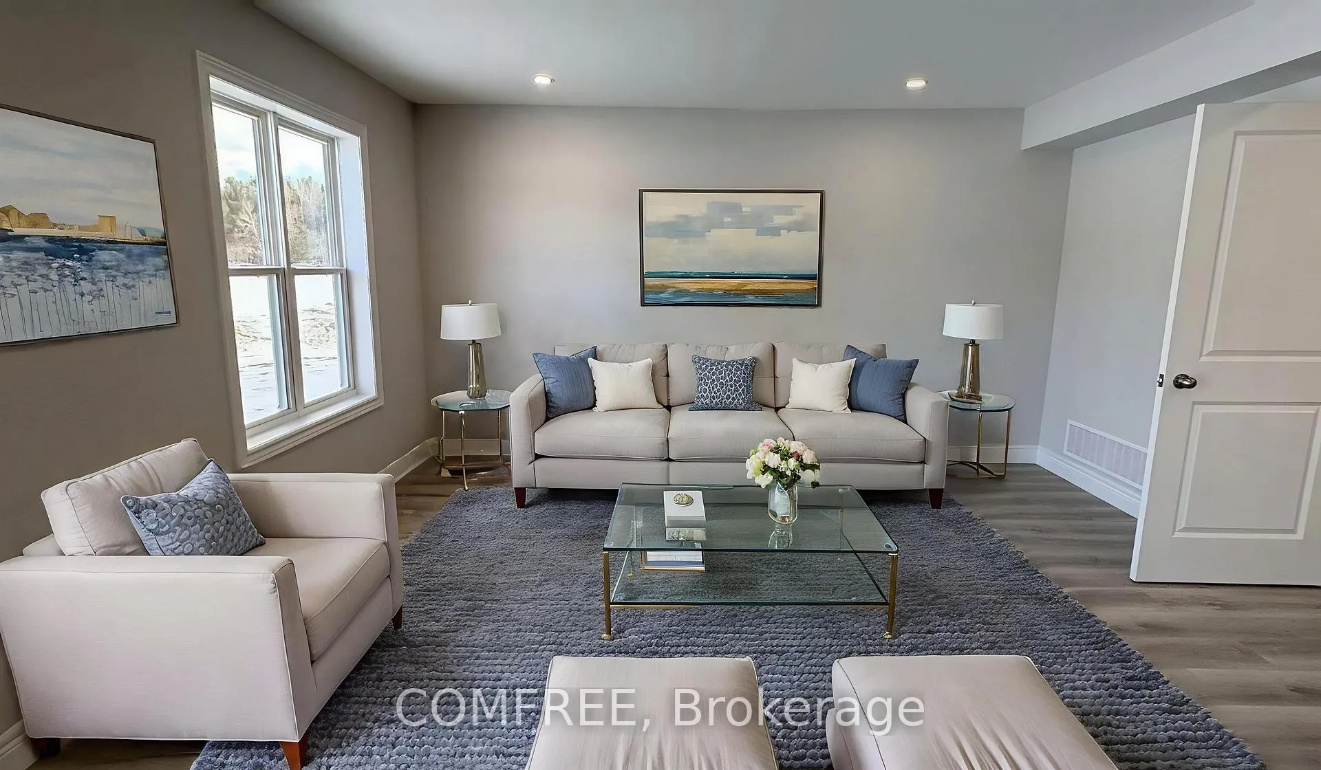 Photo 4 of 31 McConnell Crescent, Bracebridge, Macaulay — HOMEH