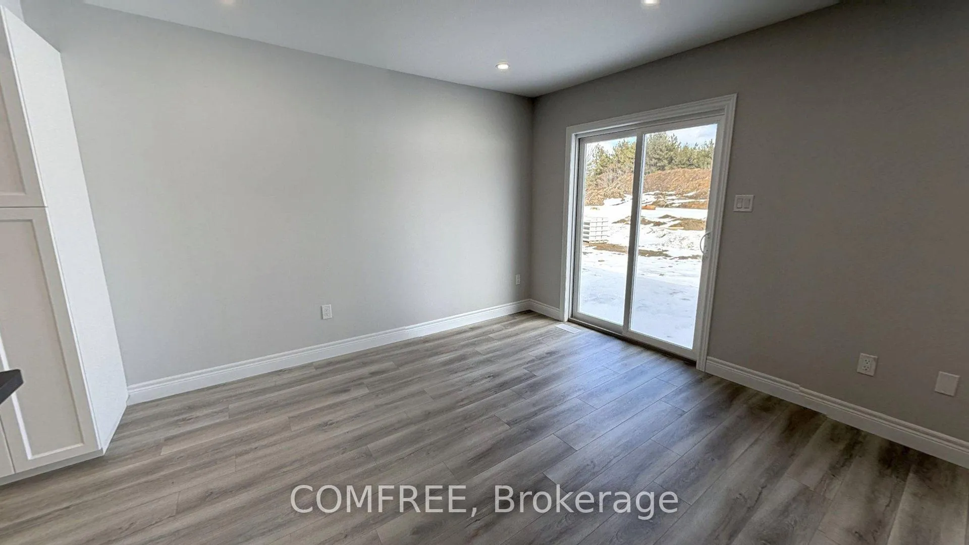 Photo 9 of 31 McConnell Crescent, Bracebridge, Macaulay — HOMEH