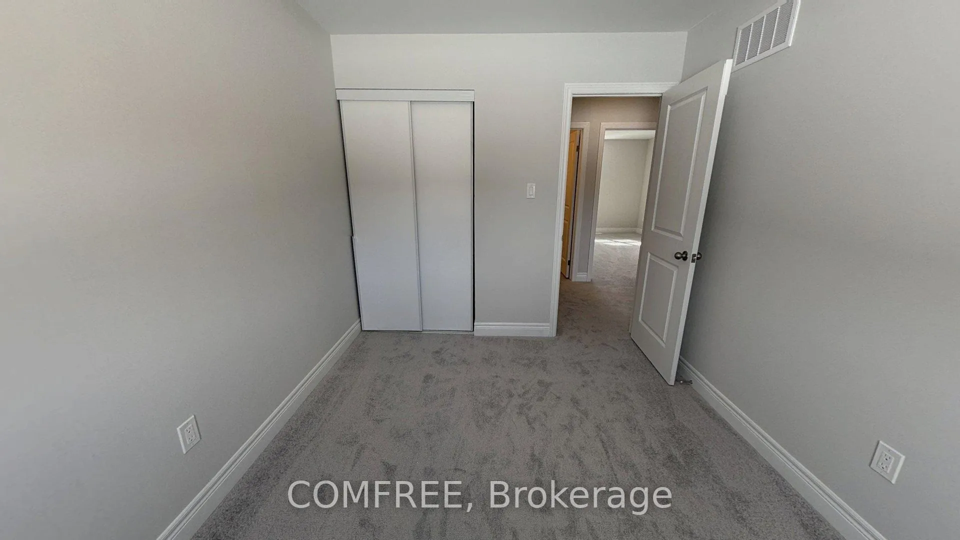 Photo 23 of 31 McConnell Crescent, Bracebridge, Macaulay — HOMEH