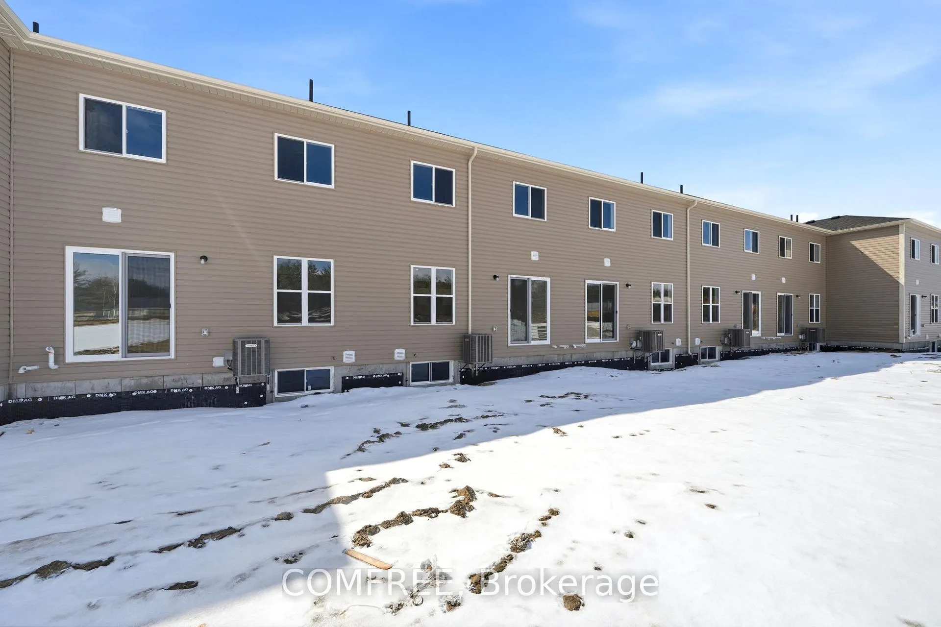 Photo 29 of 31 McConnell Crescent, Bracebridge, Macaulay — HOMEH