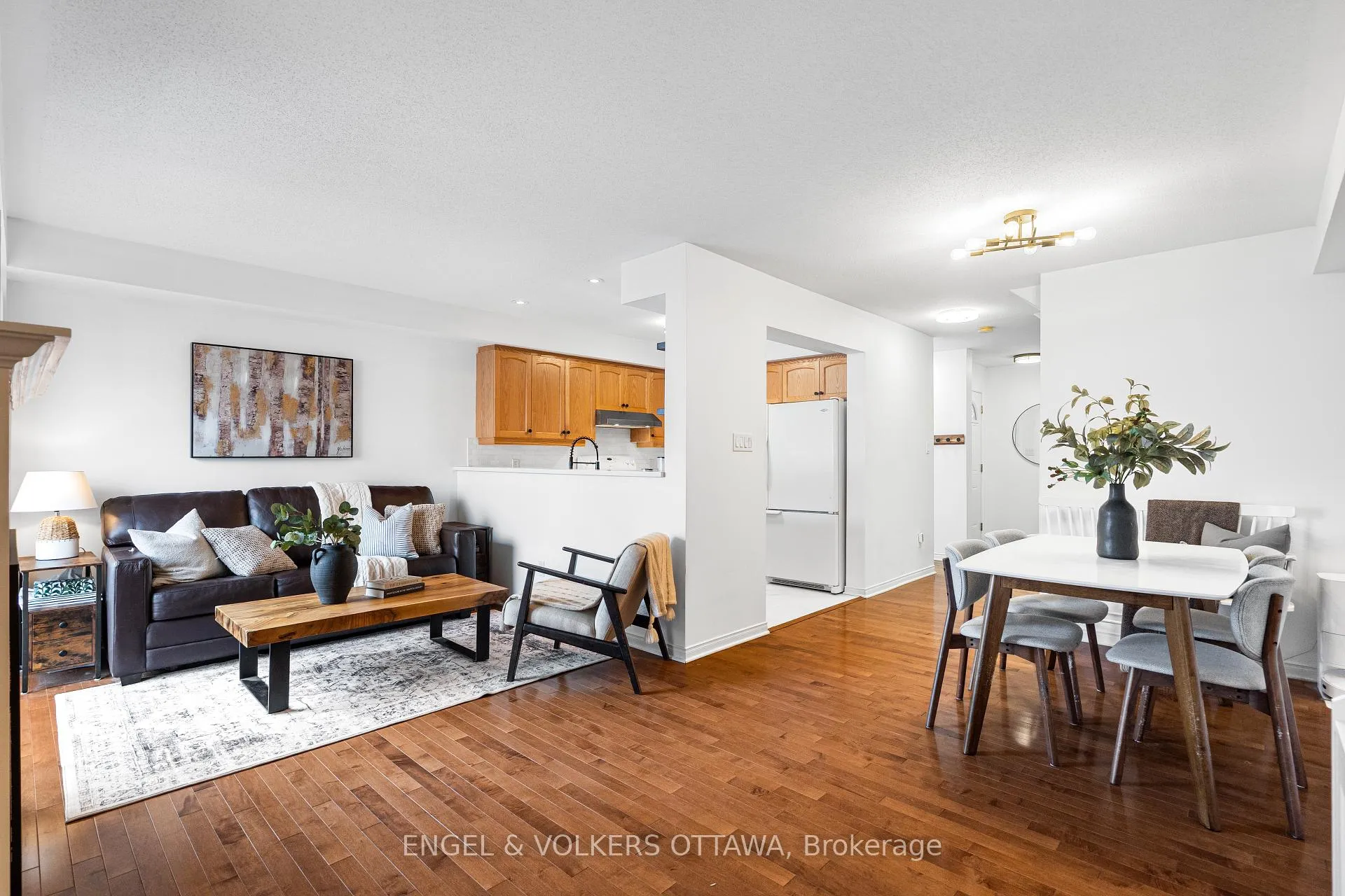 Photo 6 of 293 Silbrass Private, Ottawa, Barrhaven - Stonebridge — HOMEH