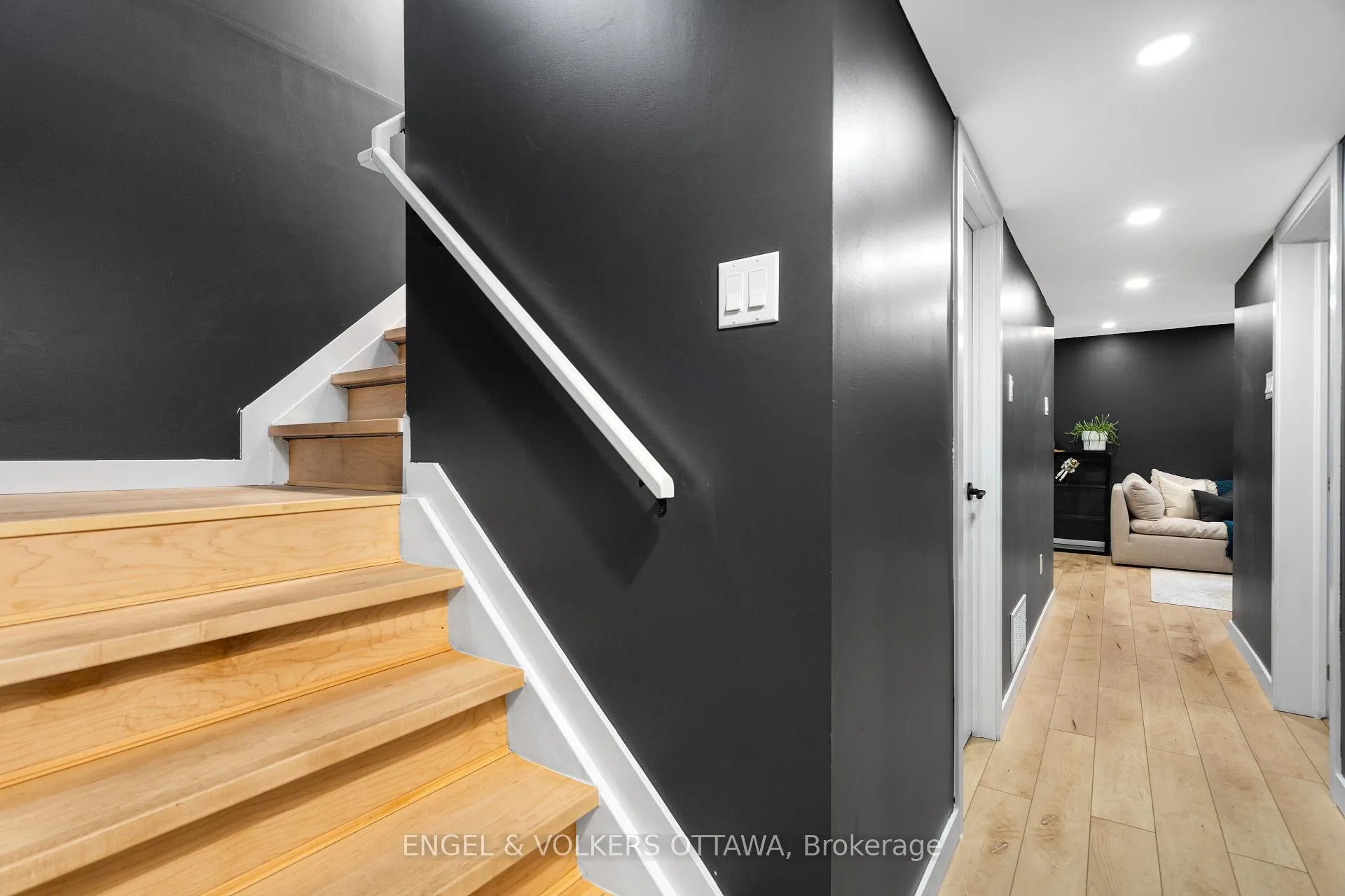 Photo 29 of 293 Silbrass Private, Ottawa, Barrhaven - Stonebridge — HOMEH