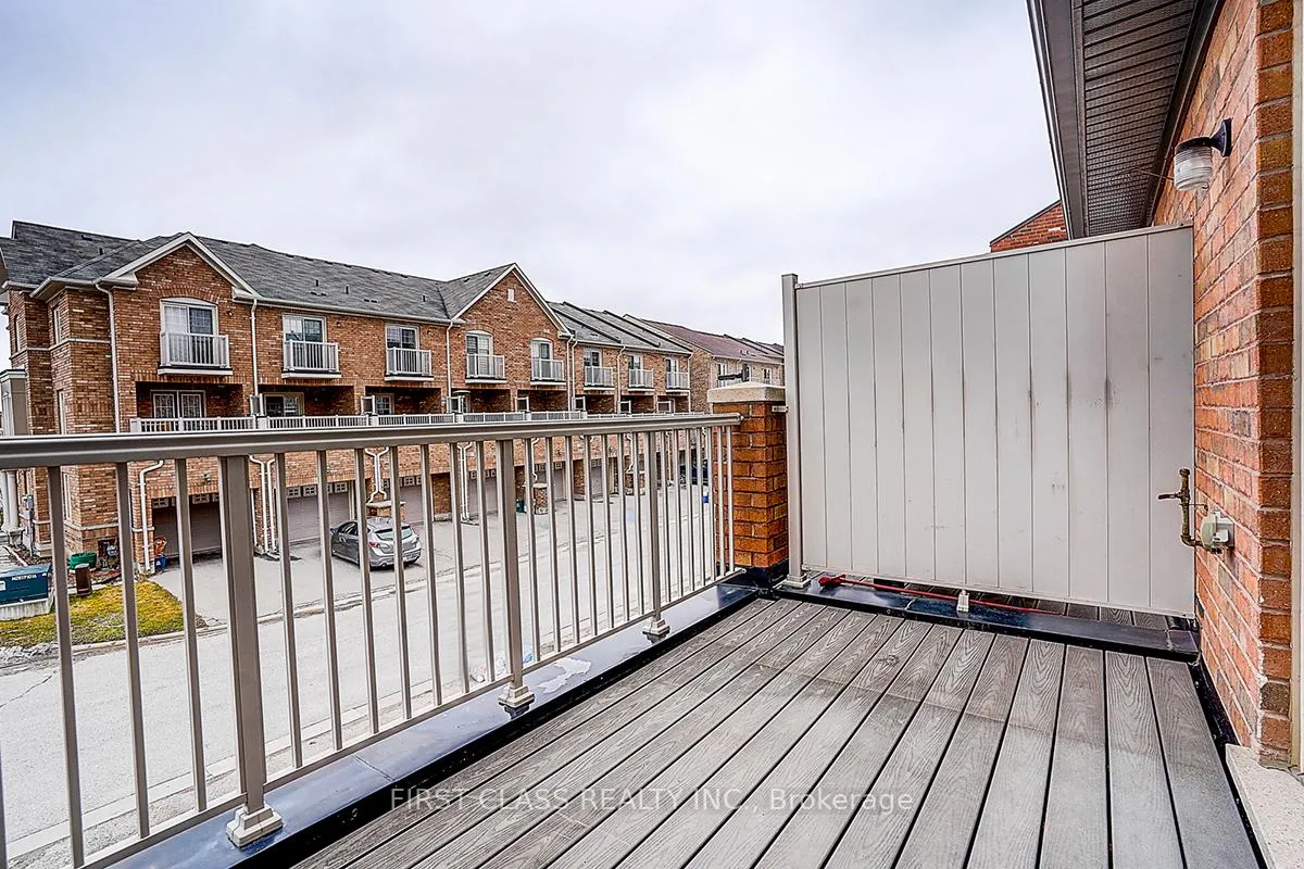 Photo 19 of 5303 Major Mackenzie Drive E, Markham, Berczy — HOMEH