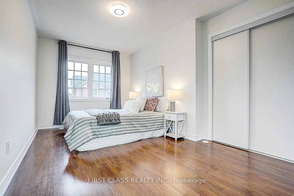 Photo 25 of 5303 Major Mackenzie Drive E, Markham, Berczy — HOMEH