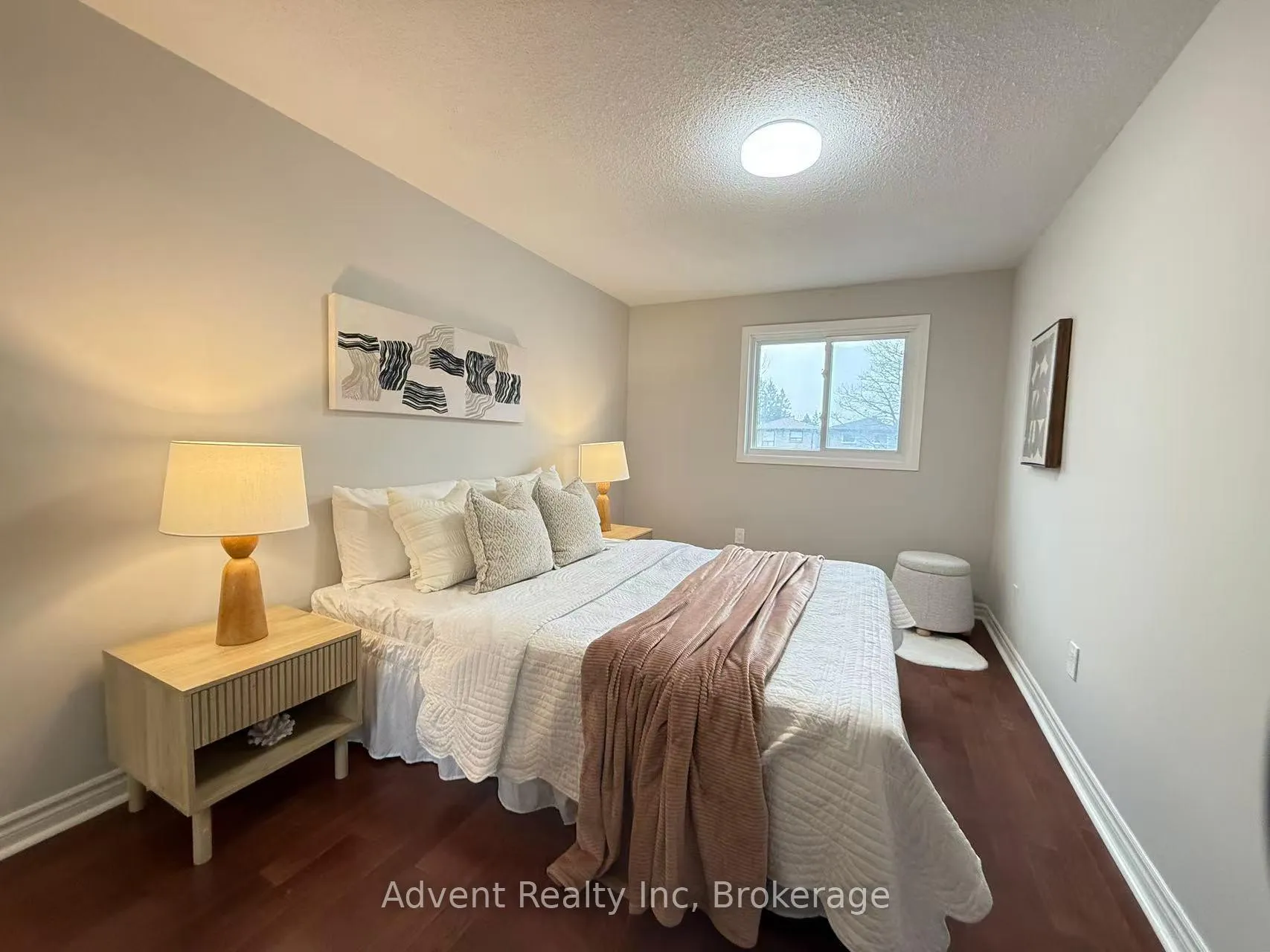 Photo 9 of 45 Cheeseman Drive, Markham, Milliken Mills West — HOMEH