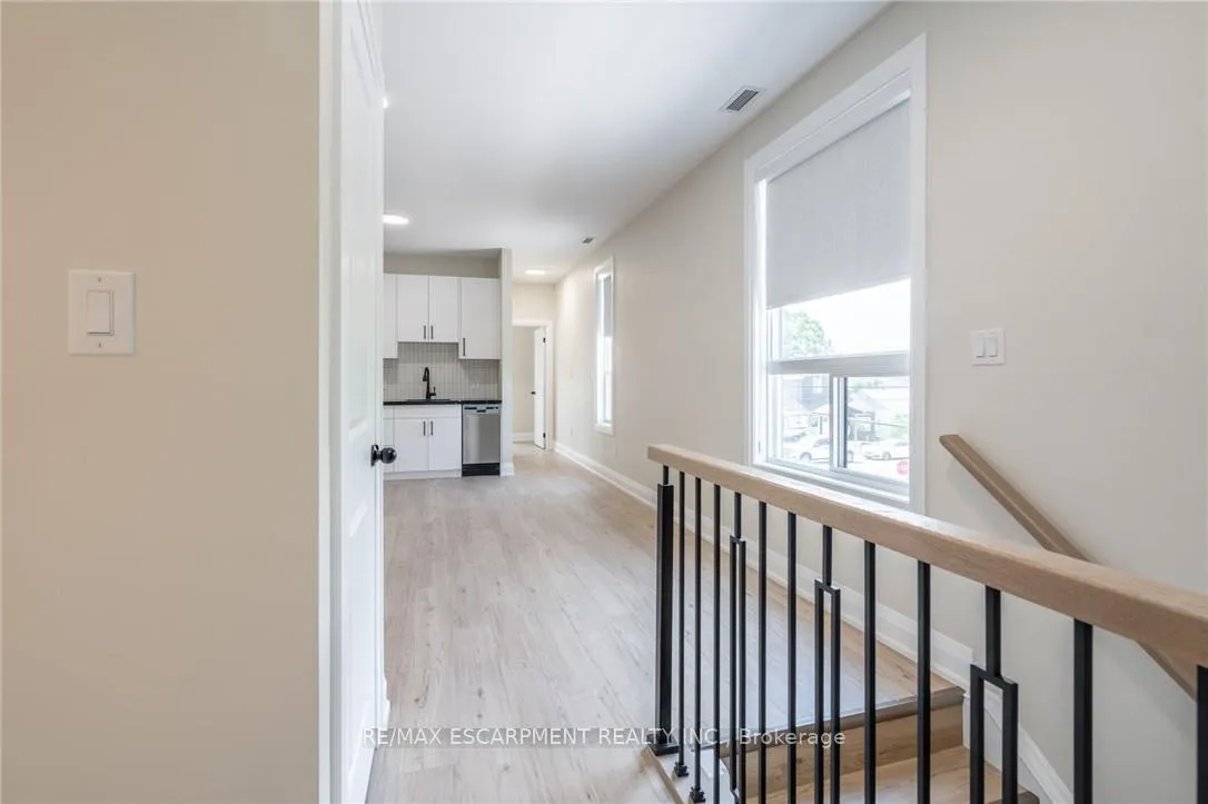 Photo 23 of Unit A, 9 Munn Street, Hamilton, Raleigh — HOMEH