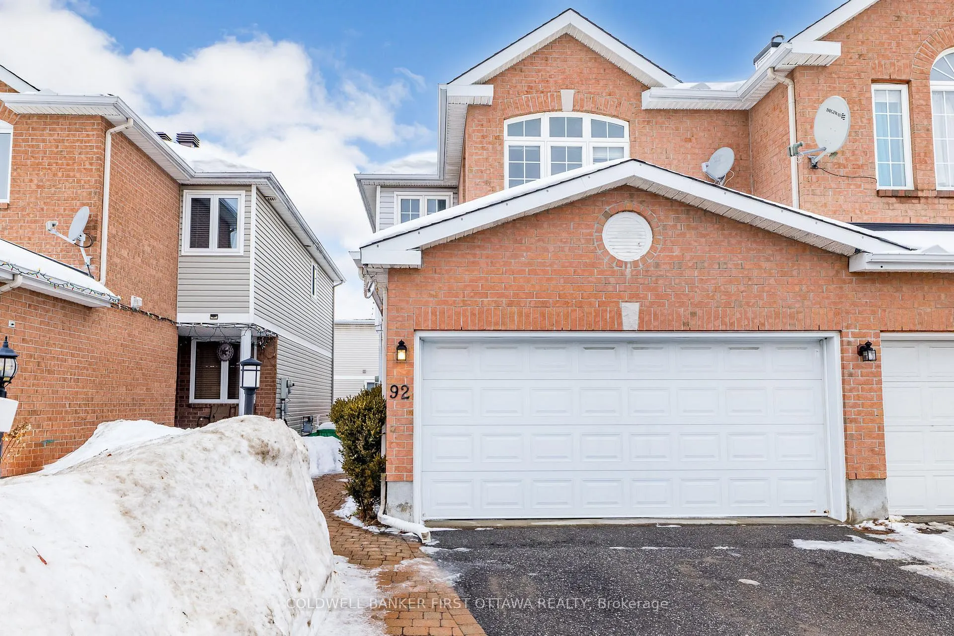 Photo 1 of 92 Deerfox Drive, Ottawa, Barrhaven - Longfields — HOMEH