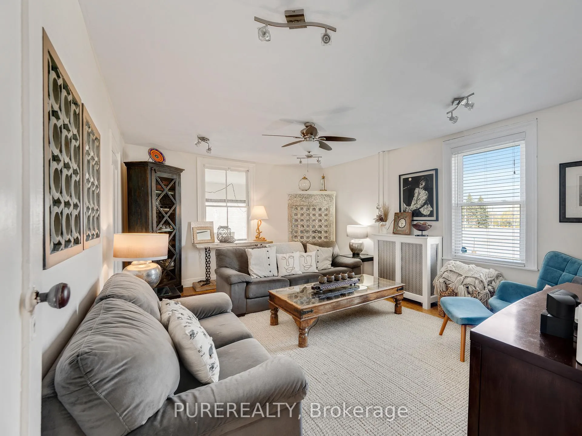 Photo 10 of 2330 Wilson Street W, Hamilton, Rural Ancaster — HOMEH