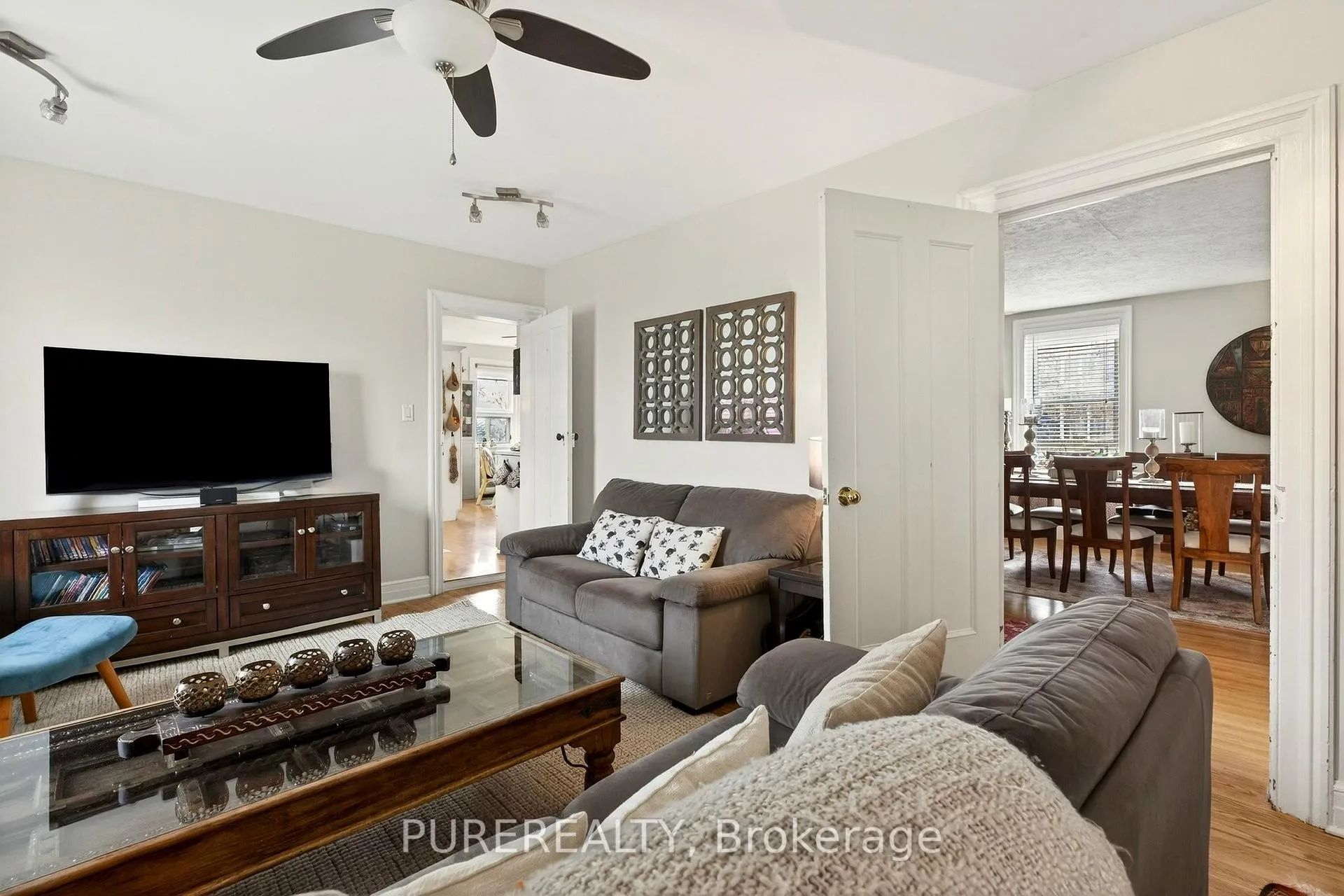 Photo 12 of 2330 Wilson Street W, Hamilton, Rural Ancaster — HOMEH