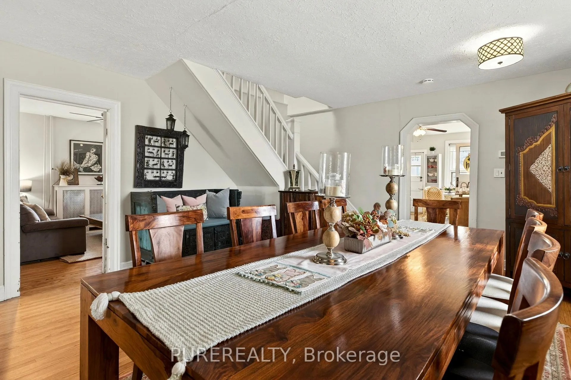 Photo 14 of 2330 Wilson Street W, Hamilton, Rural Ancaster — HOMEH