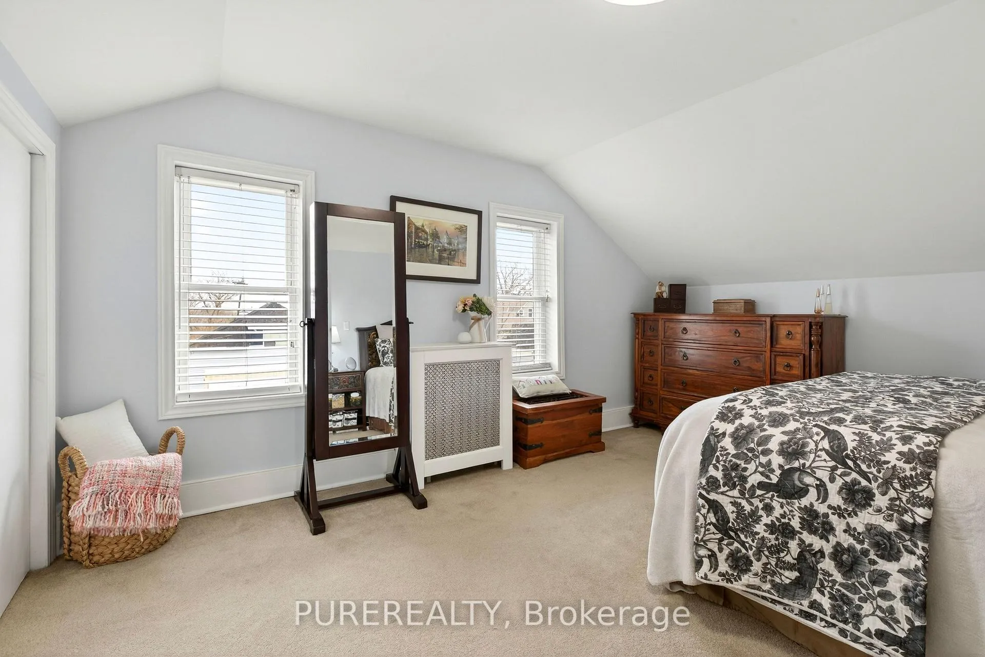 Photo 22 of 2330 Wilson Street W, Hamilton, Rural Ancaster — HOMEH