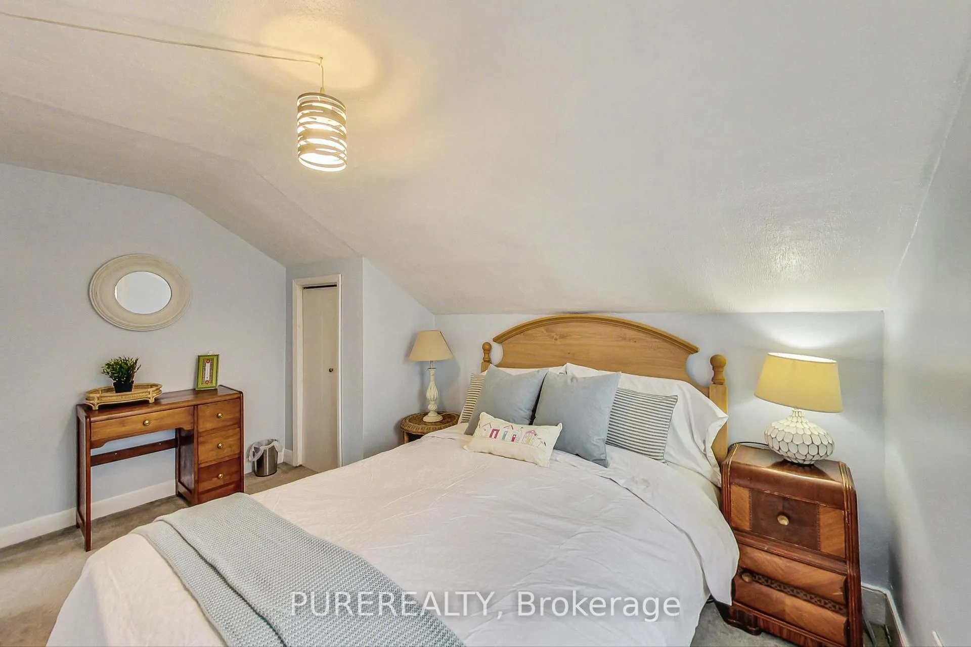 Photo 29 of 2330 Wilson Street W, Hamilton, Rural Ancaster — HOMEH