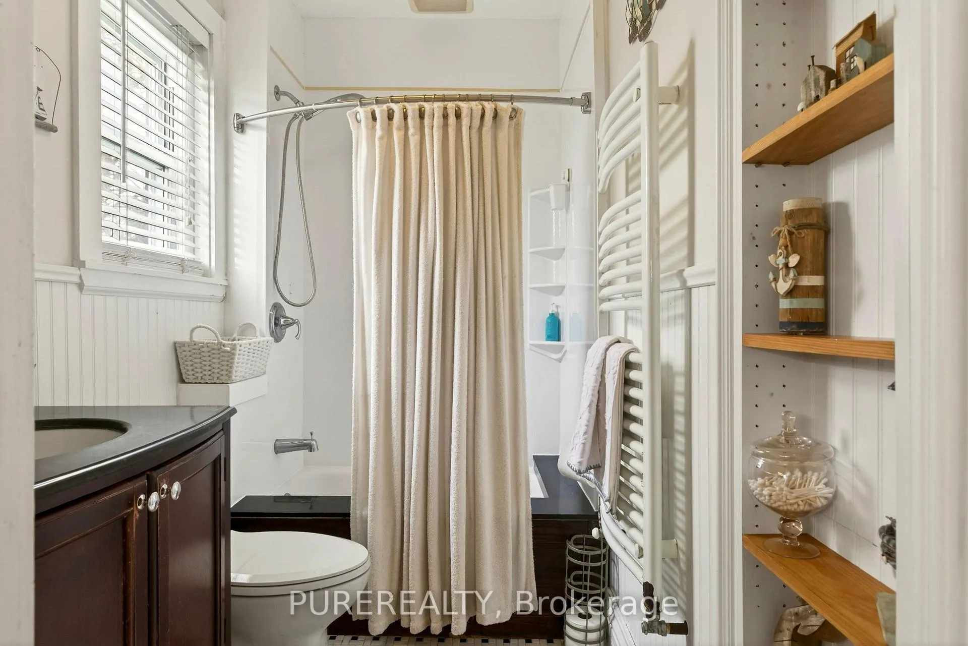 Photo 30 of 2330 Wilson Street W, Hamilton, Rural Ancaster — HOMEH